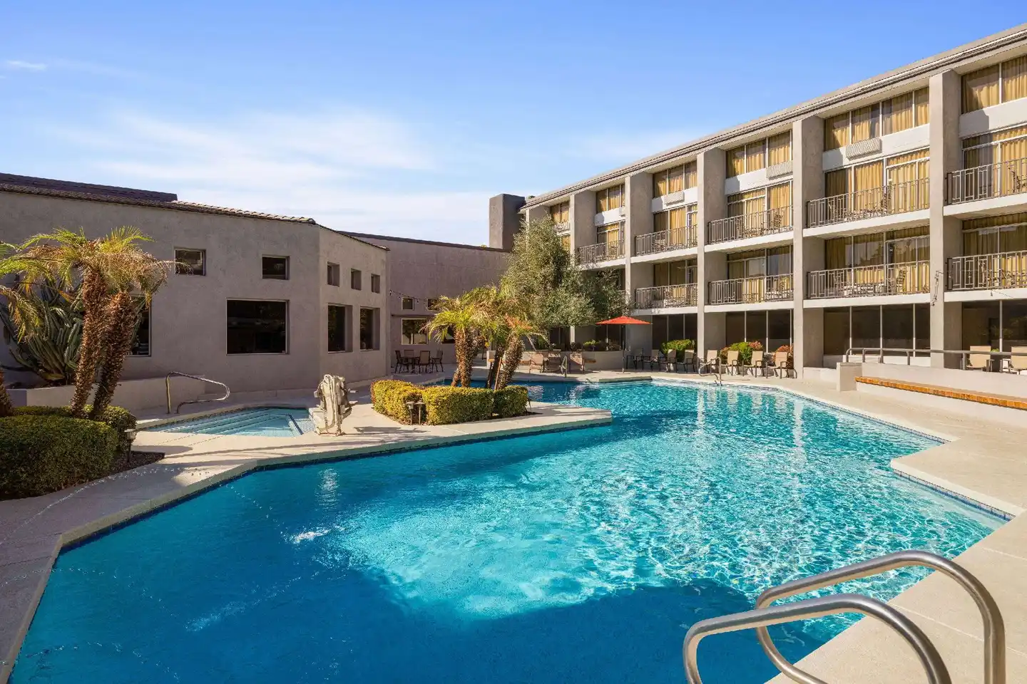 Sheraton Phoenix Airport Hotel Tempe Pool