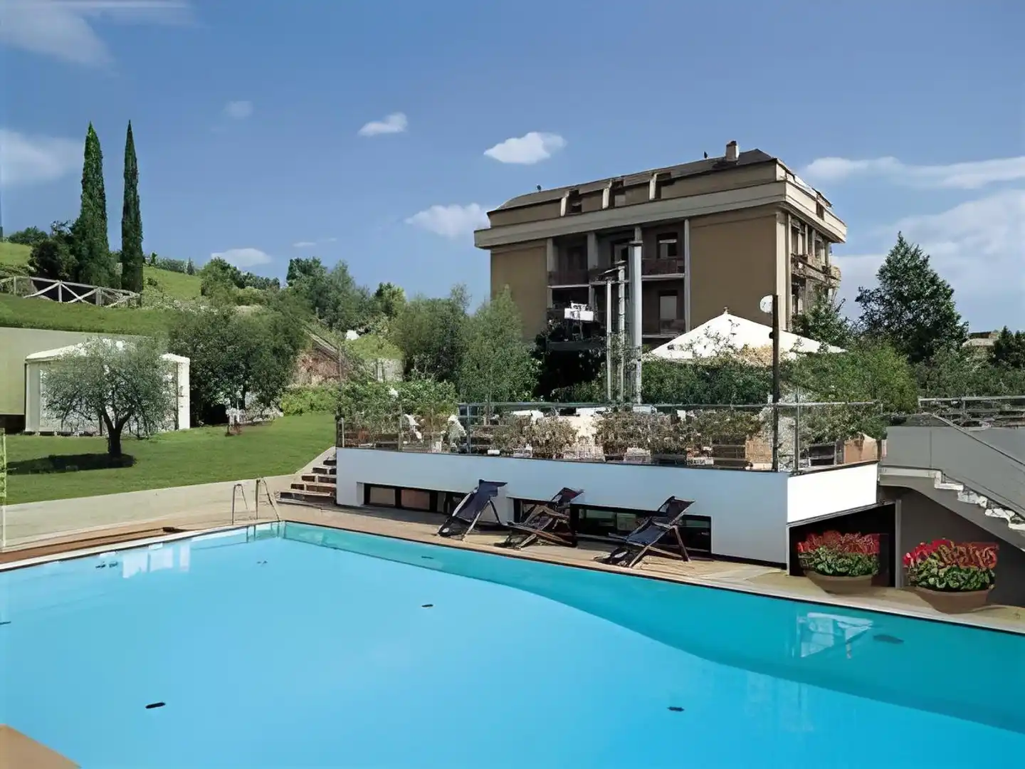 Umbria Pool