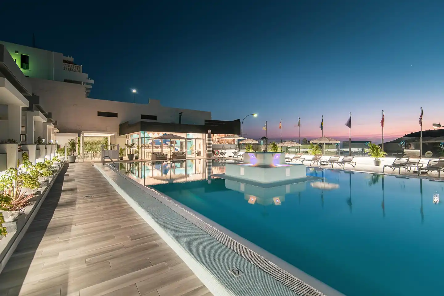 Mariposa Del Sol Pool