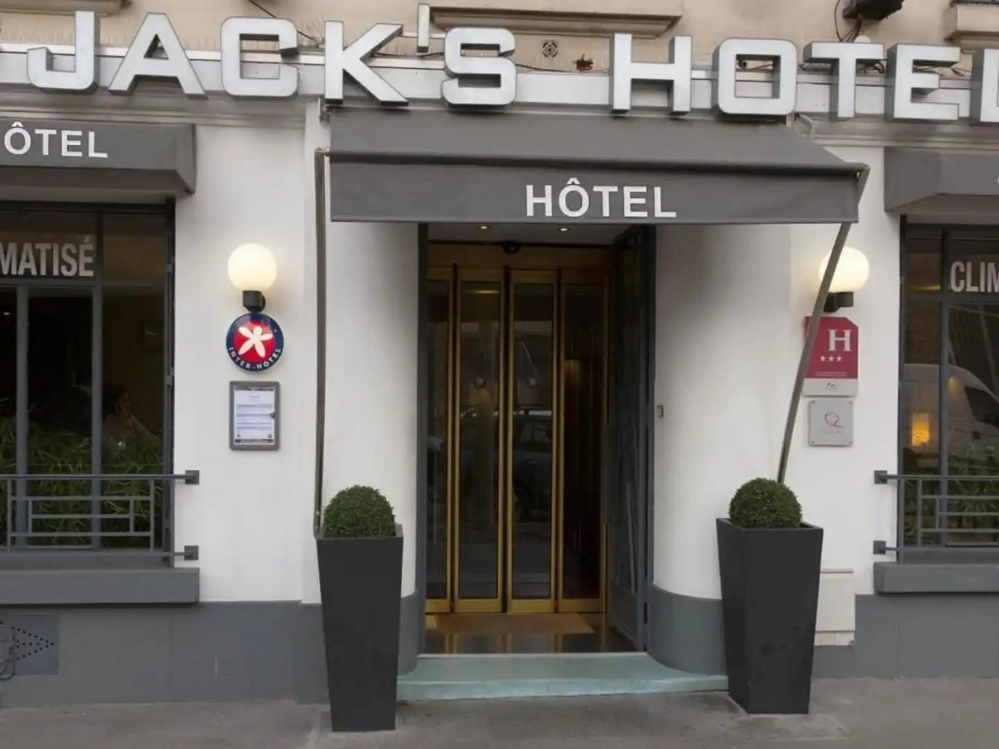 Jack's Hotel Aussenansicht