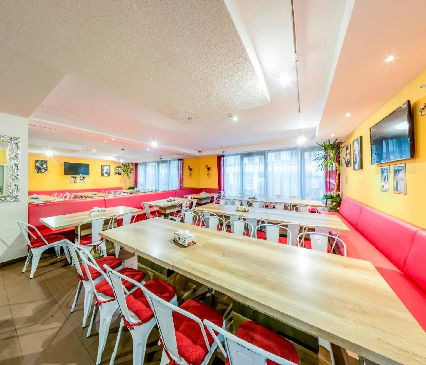 a&t Holiday Hostel Wien Bar
