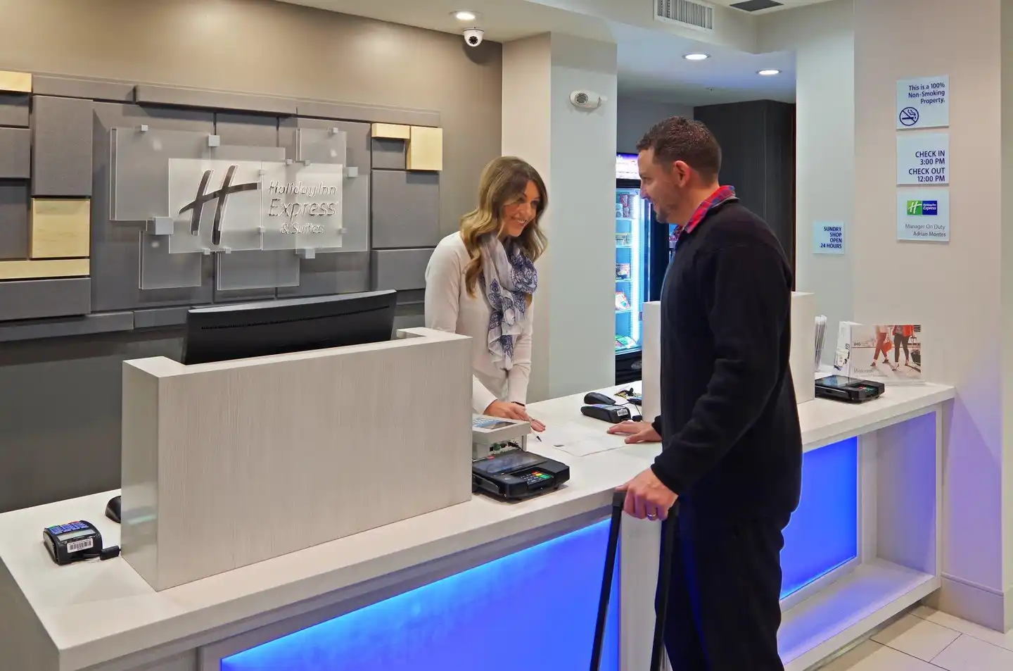 Holiday Inn Express & Suites Phoenix North - Scottsdale Personen
