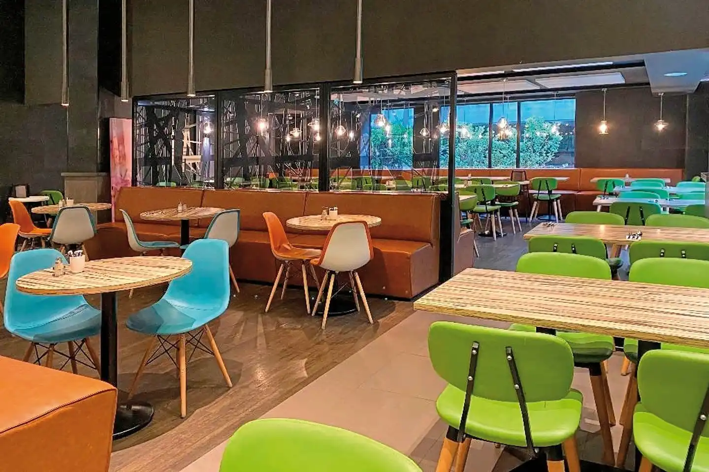 XO Hotels Couture Bar