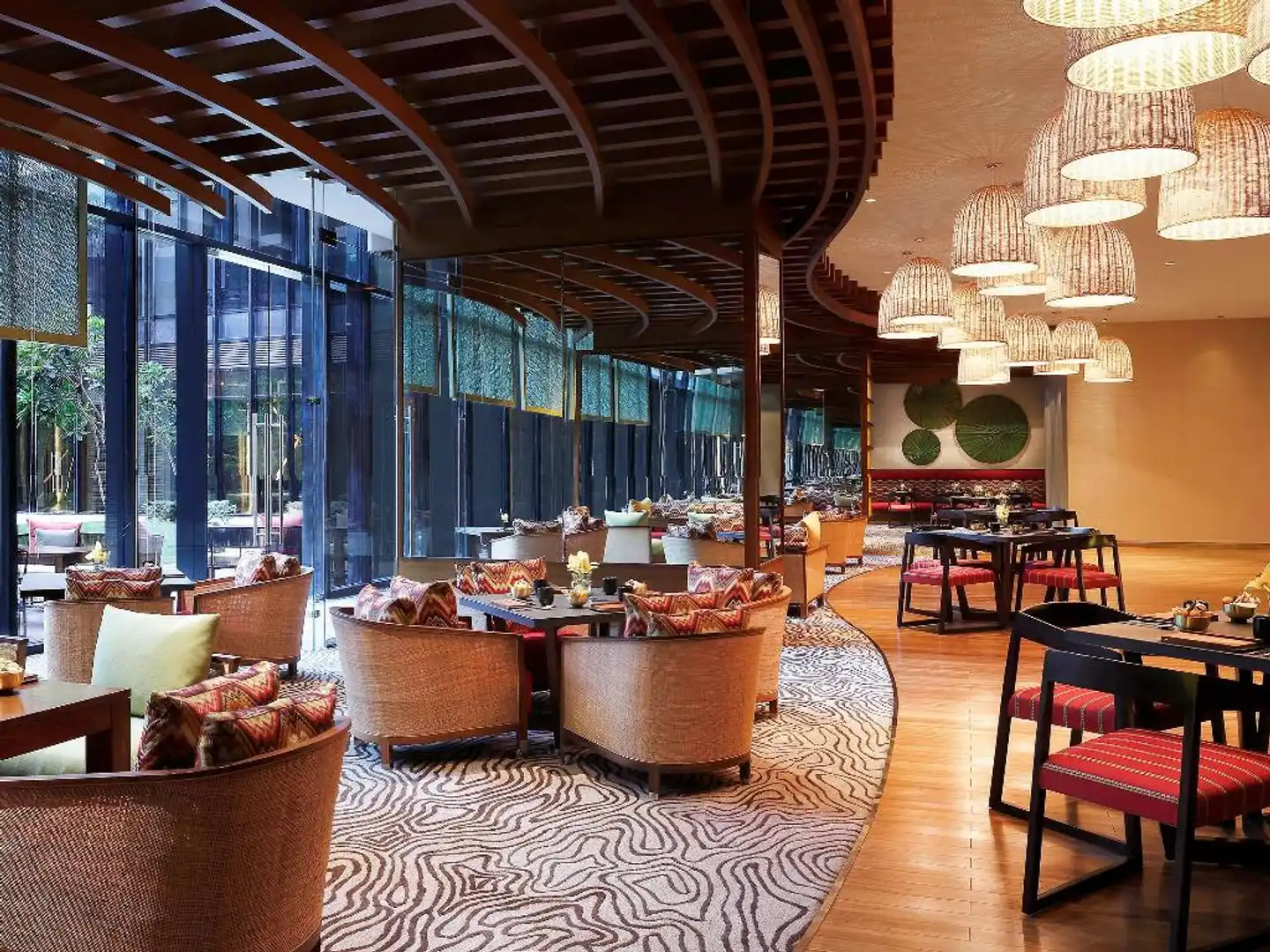 Pullman New Delhi Aerocity Hotel Bar