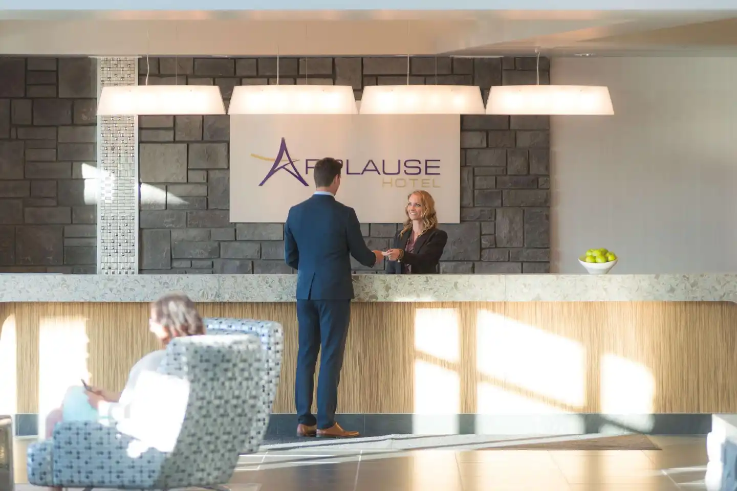 Applause Hotel Calgary Airport Lobby