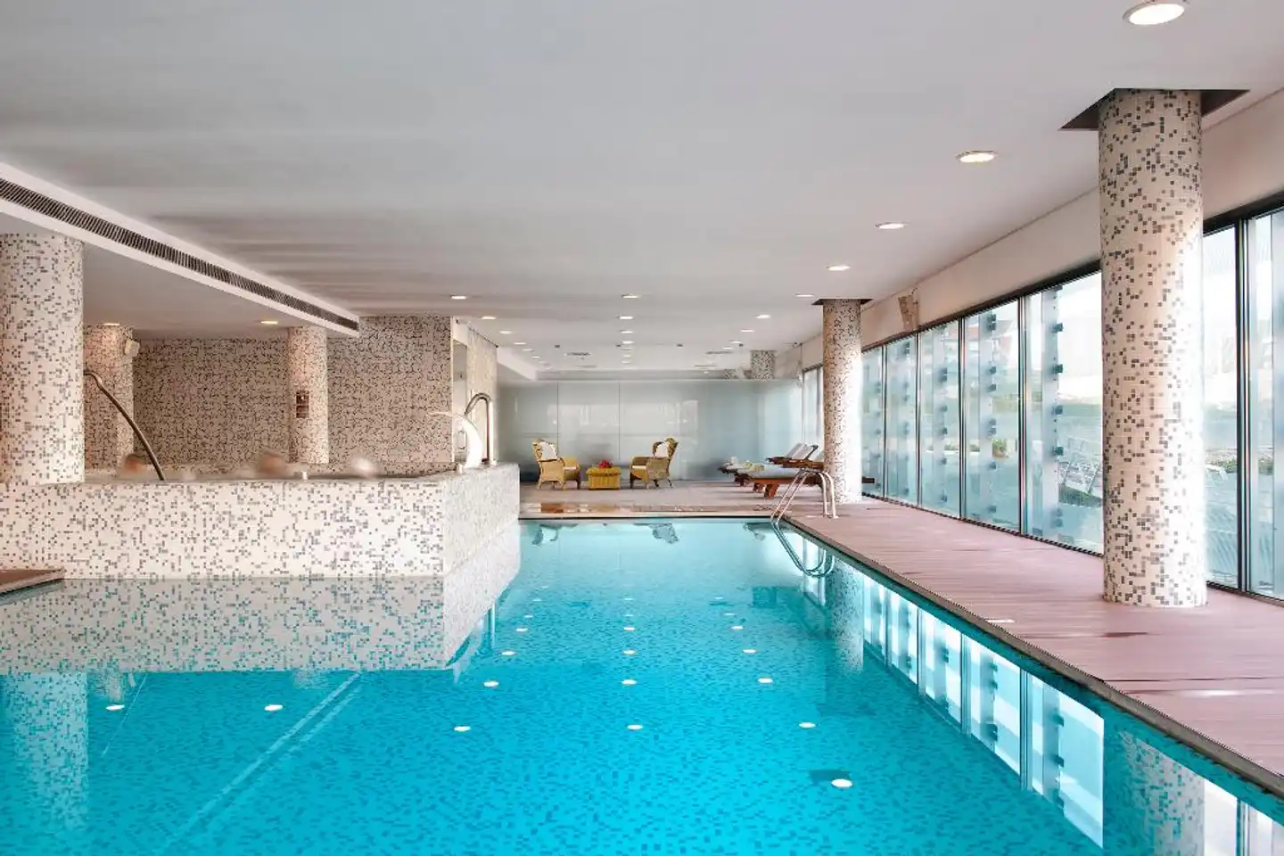 Melia Ria Hotel & Spa Hallenbad