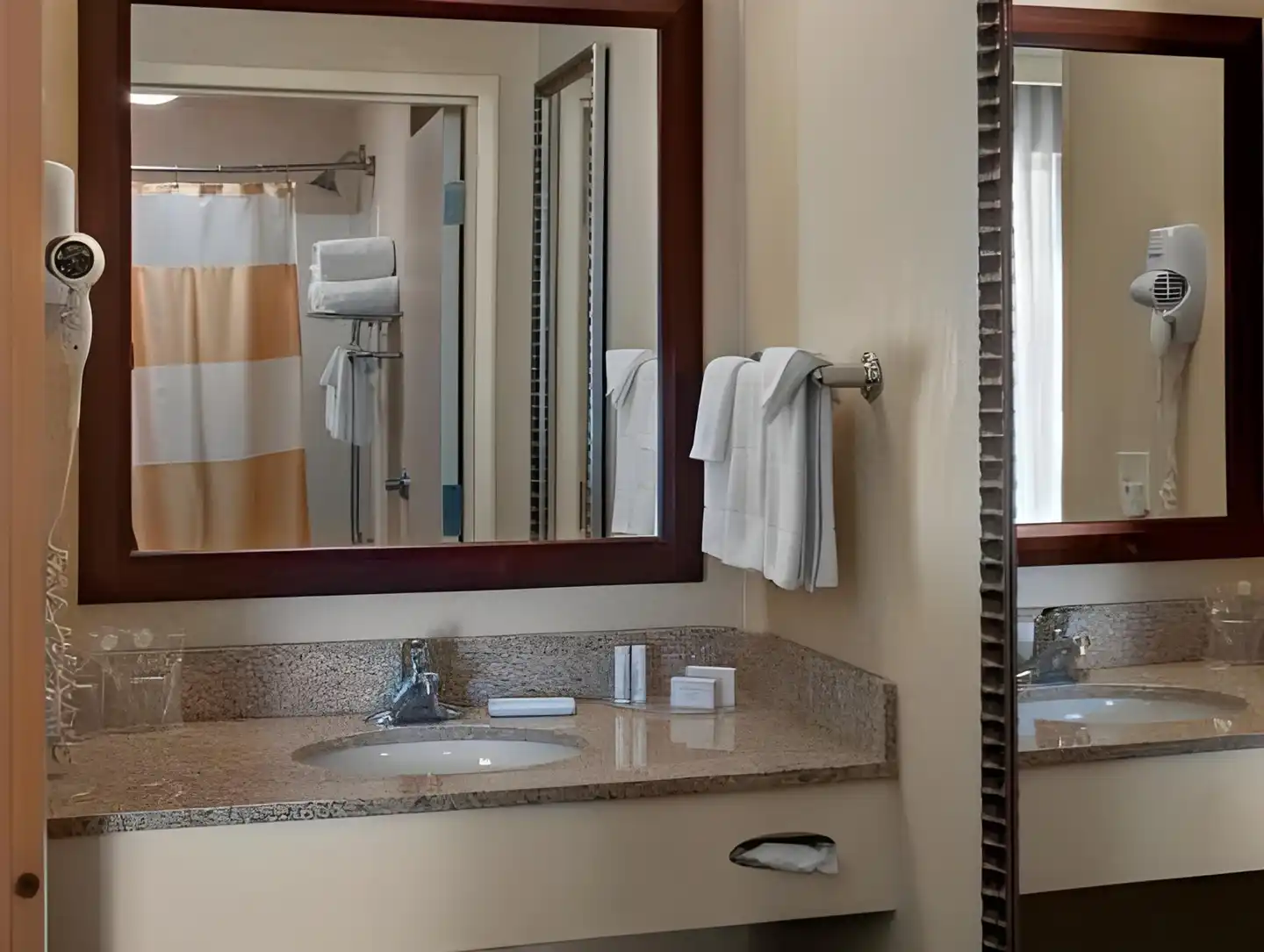 SpringHill Suites by Marriott Denver Airport Badezimmer