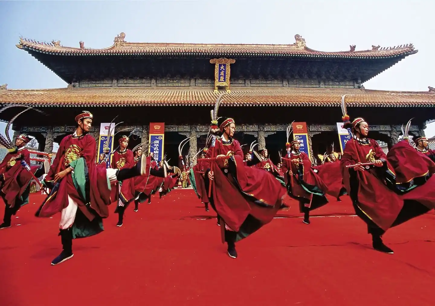 Auf Entdeckungstour durch Beijing und Shanghai Sport und Entertainment