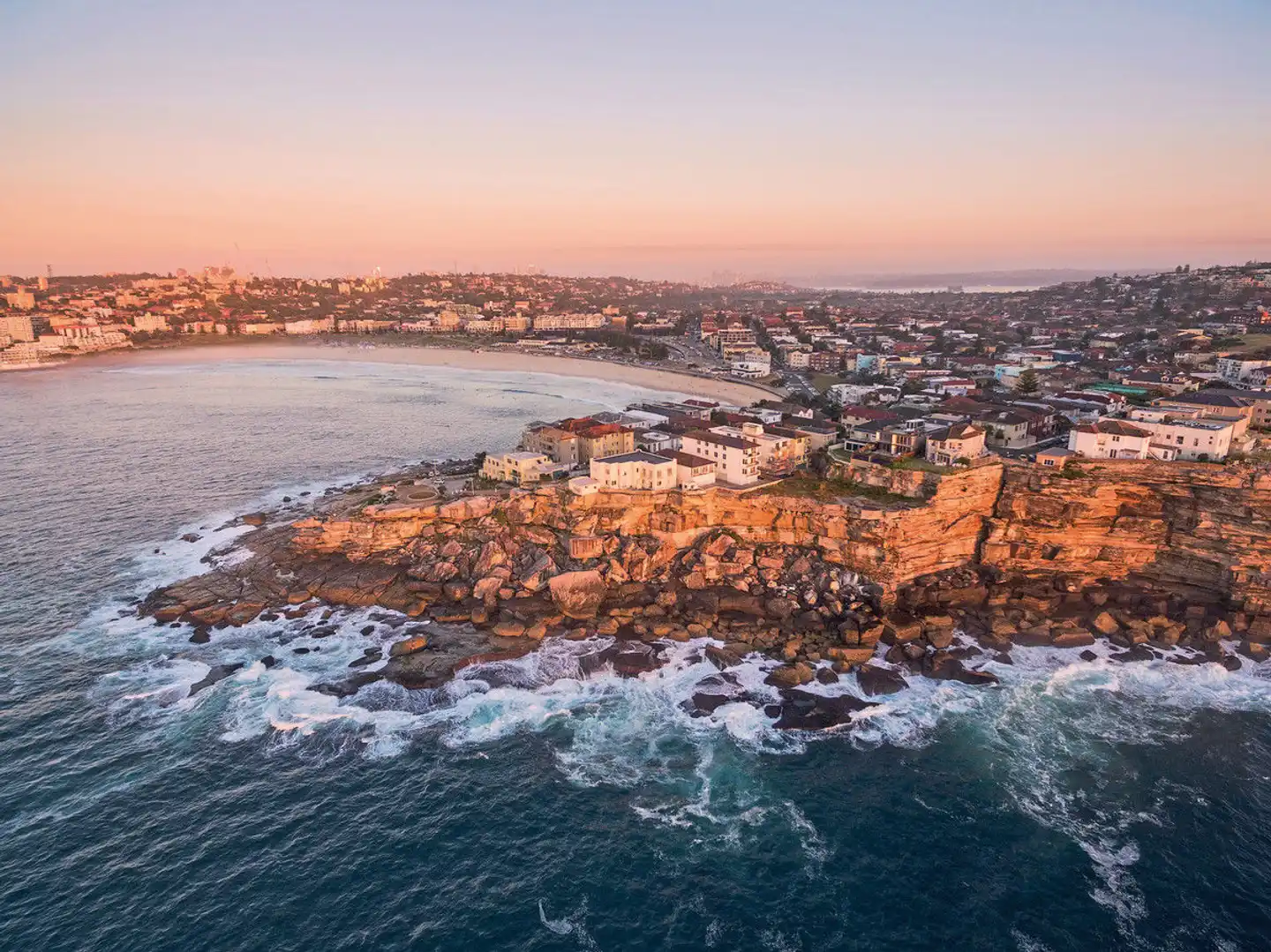 Rund um Sydney - Berge, Wein & Meer Landschaft