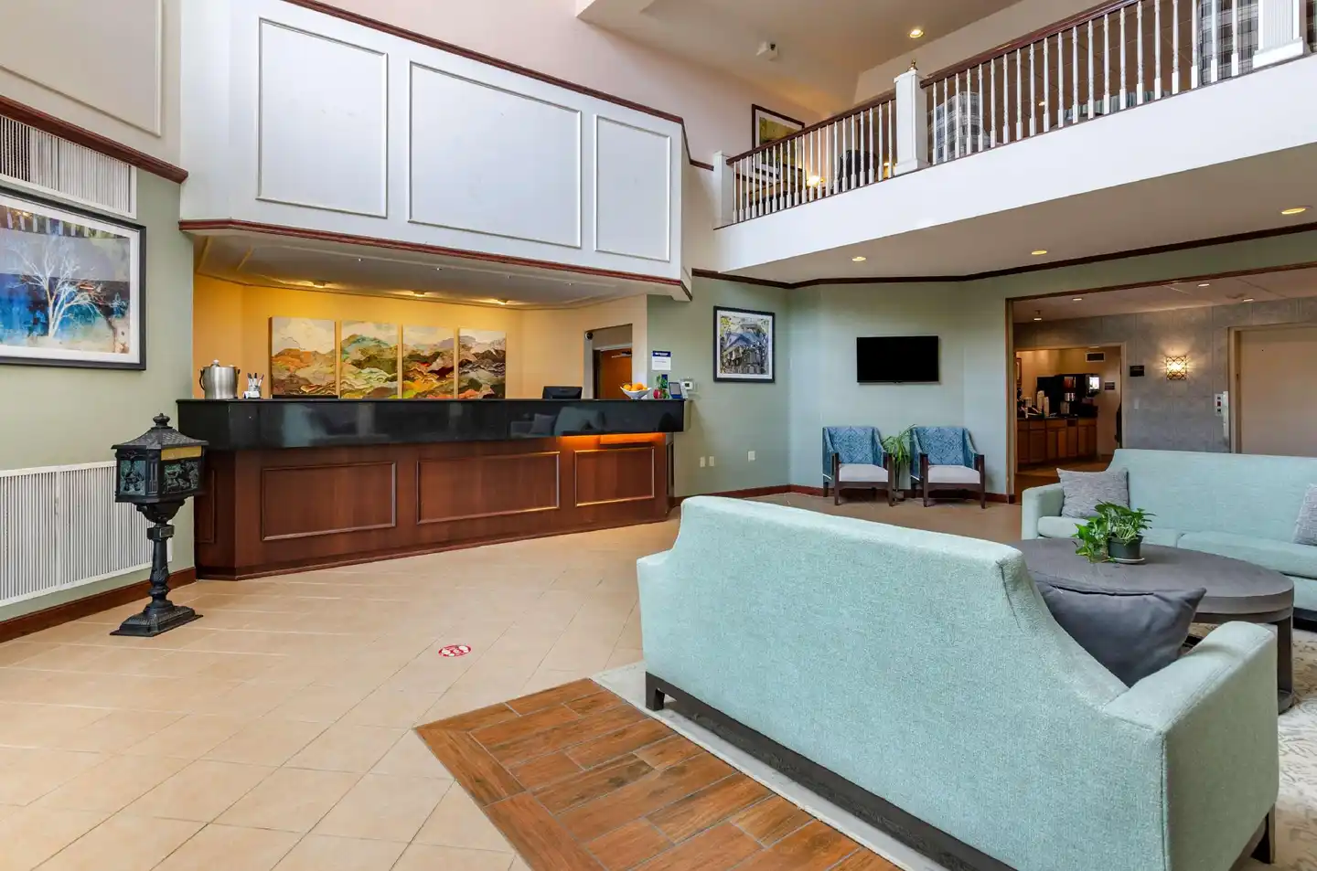 Best Western Plus at Hunt Ridge Lobby