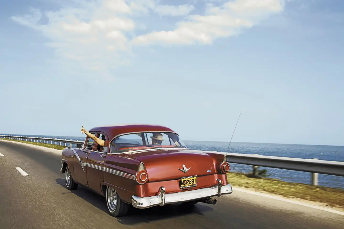 Oldtimer - back to the 50ies -   Zentral Kuba Sport und Entertainment