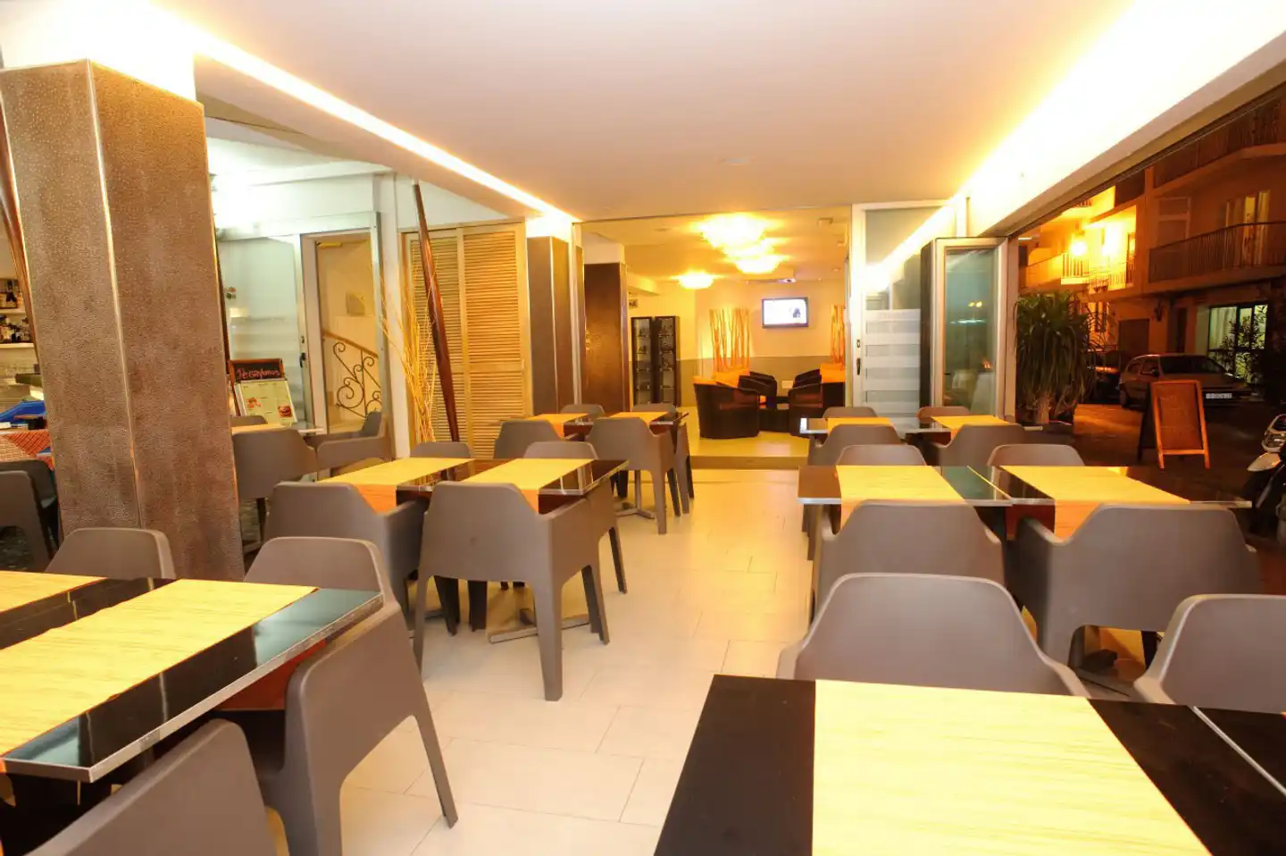 Florencio Lobby