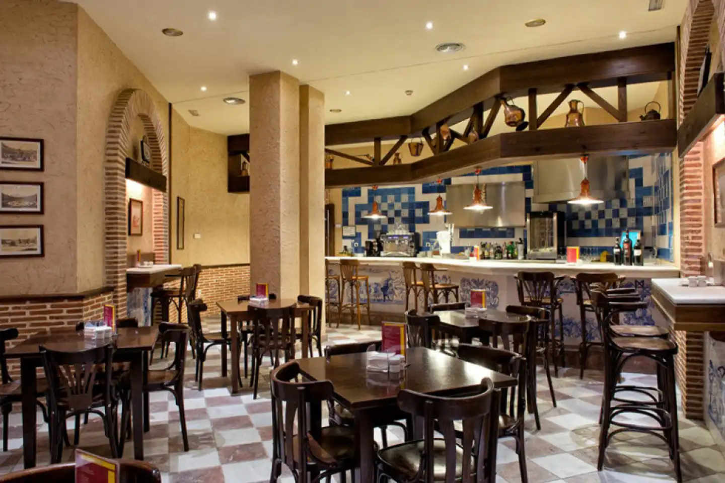 IPV Palace Spa Bar
