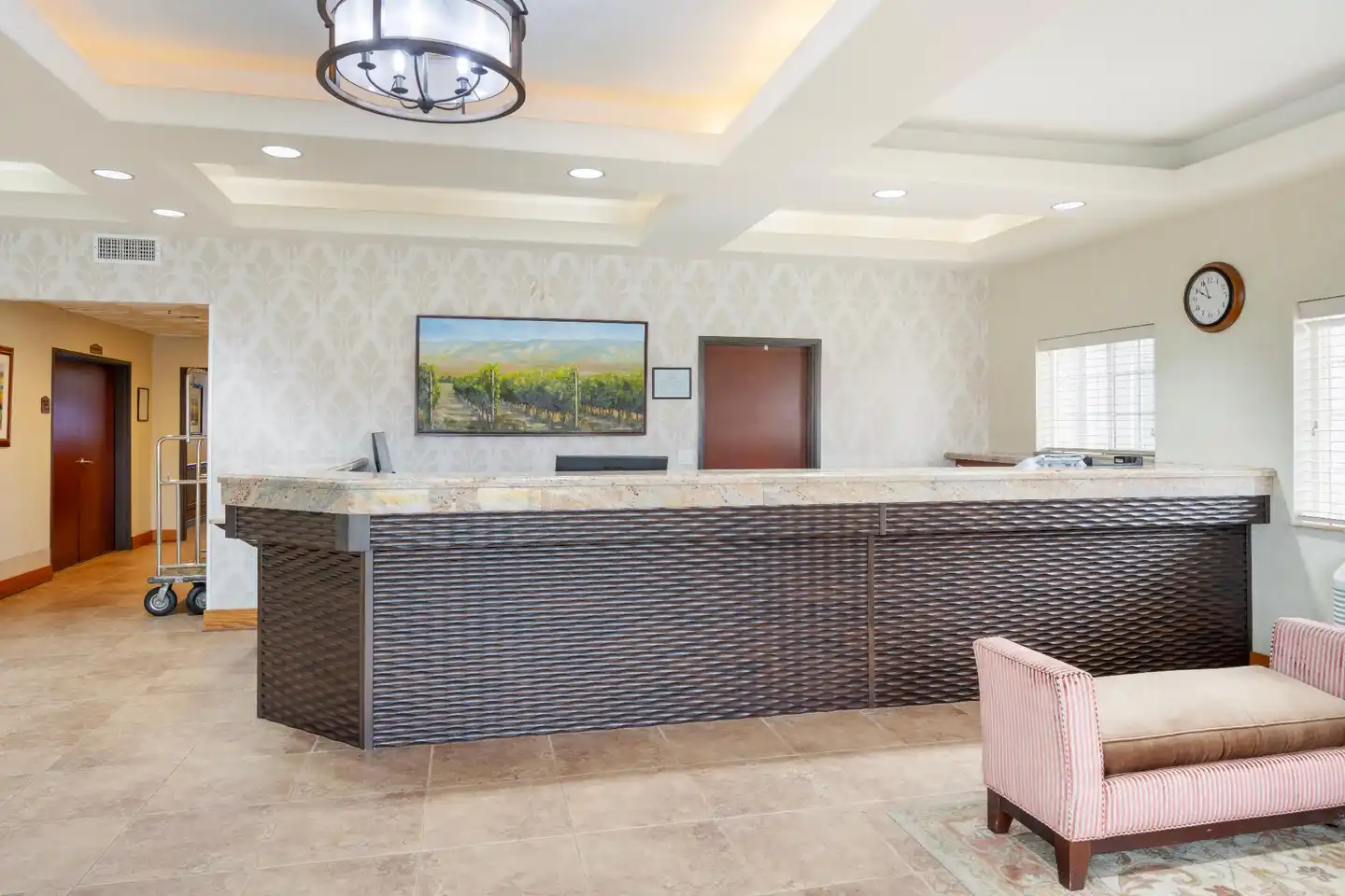 Best Western PLUS Walla Walla Suites Inn Lobby