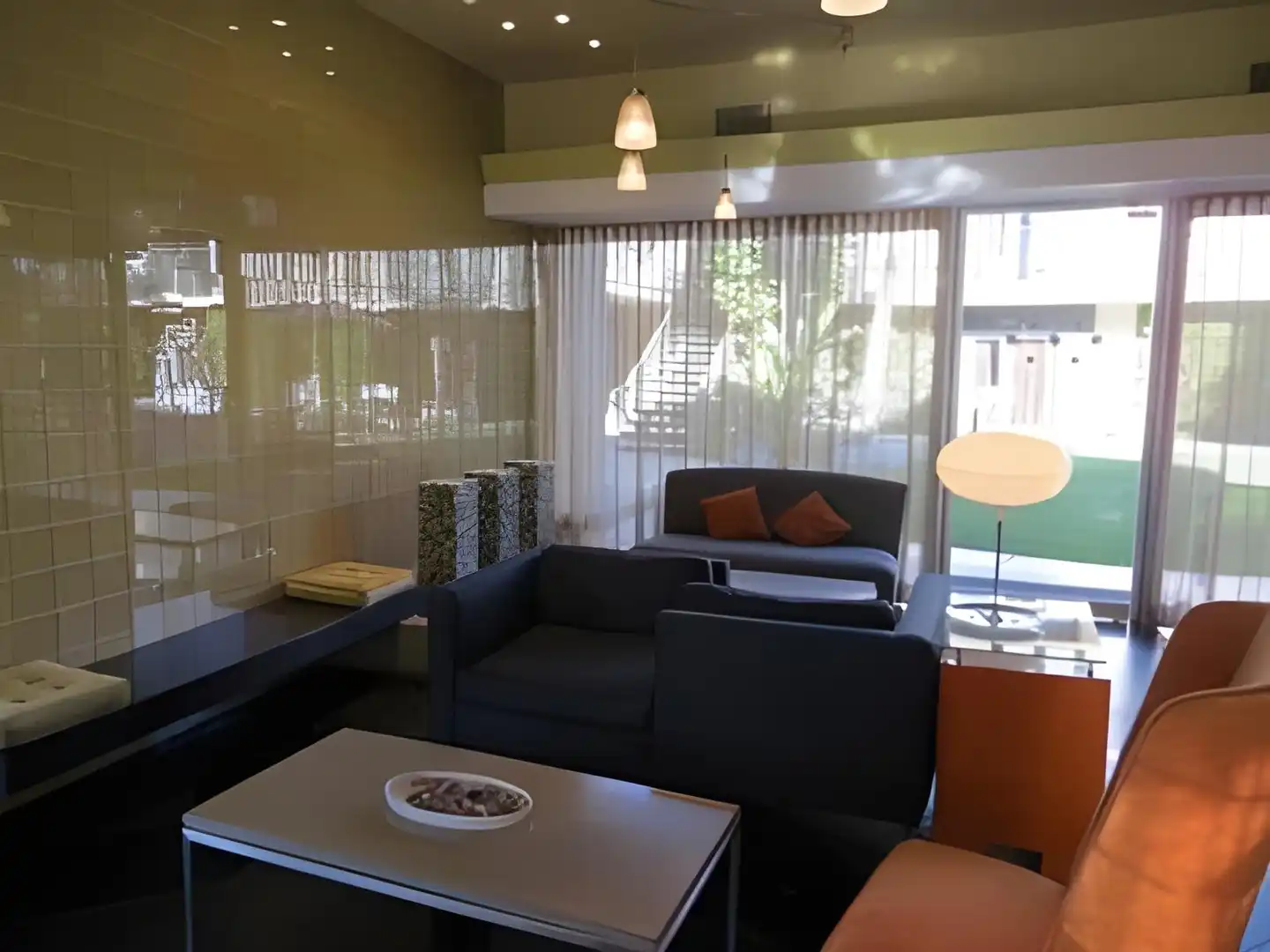 7 Springs Inn & Suites Lobby