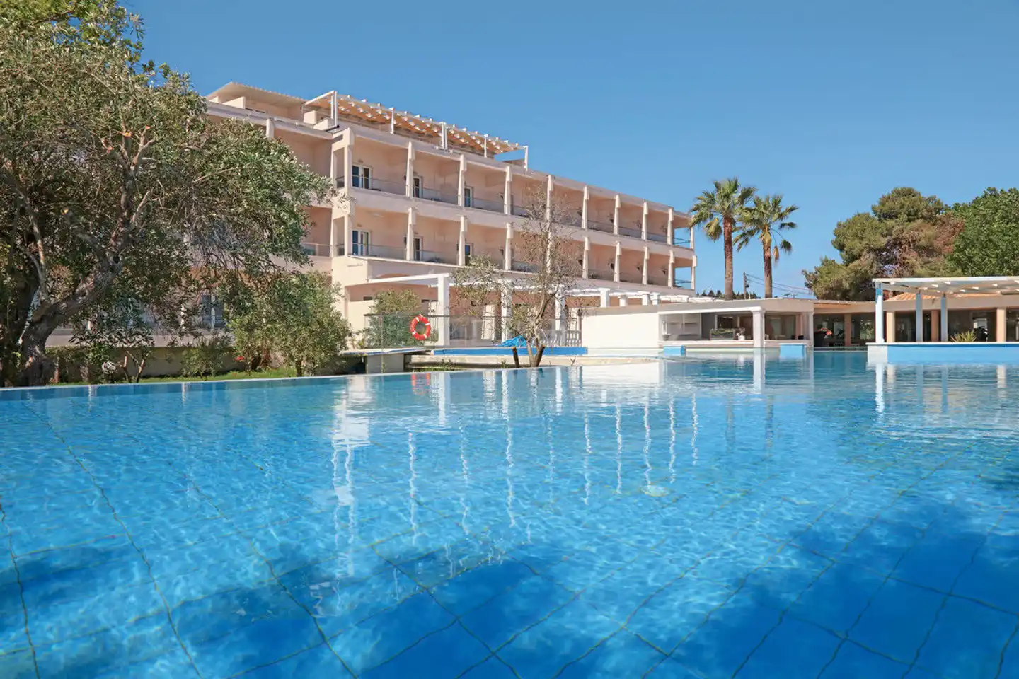 Cavomarina Beach Pool
