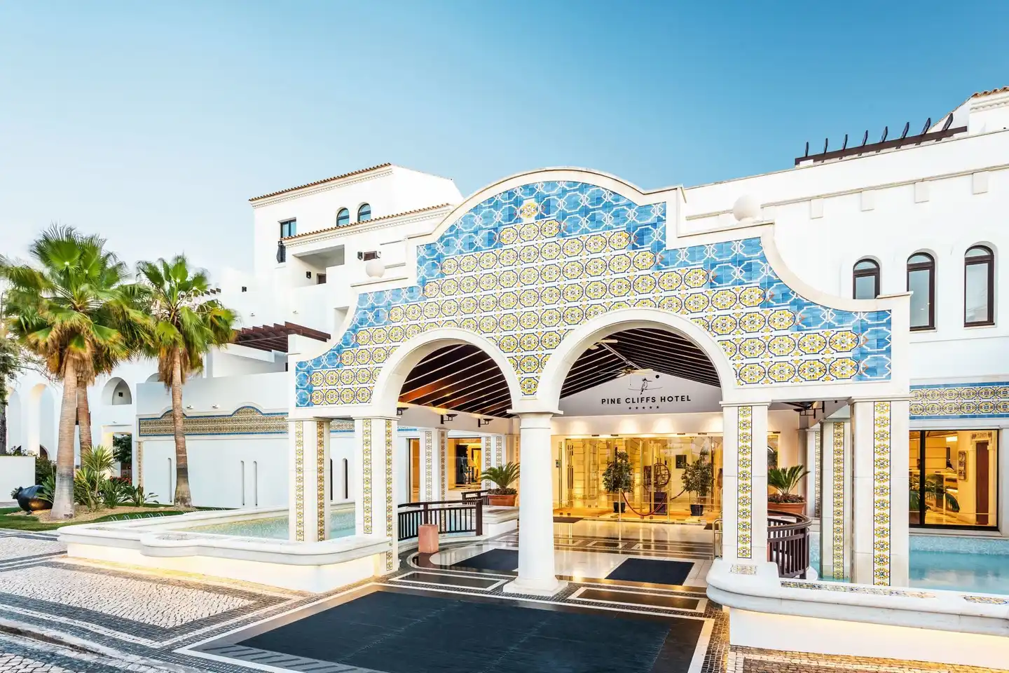 Pine Cliffs Hotel, a Luxury Collection Resort Aussenansicht