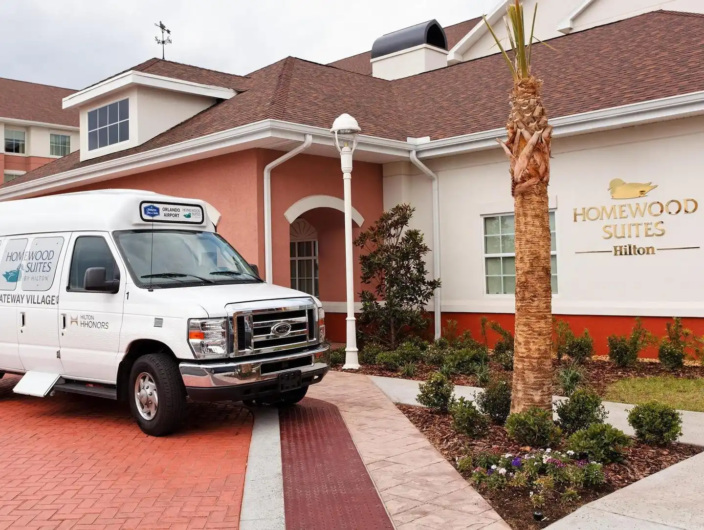Homewood Suites by Hilton Orlando Airport Aussenansicht
