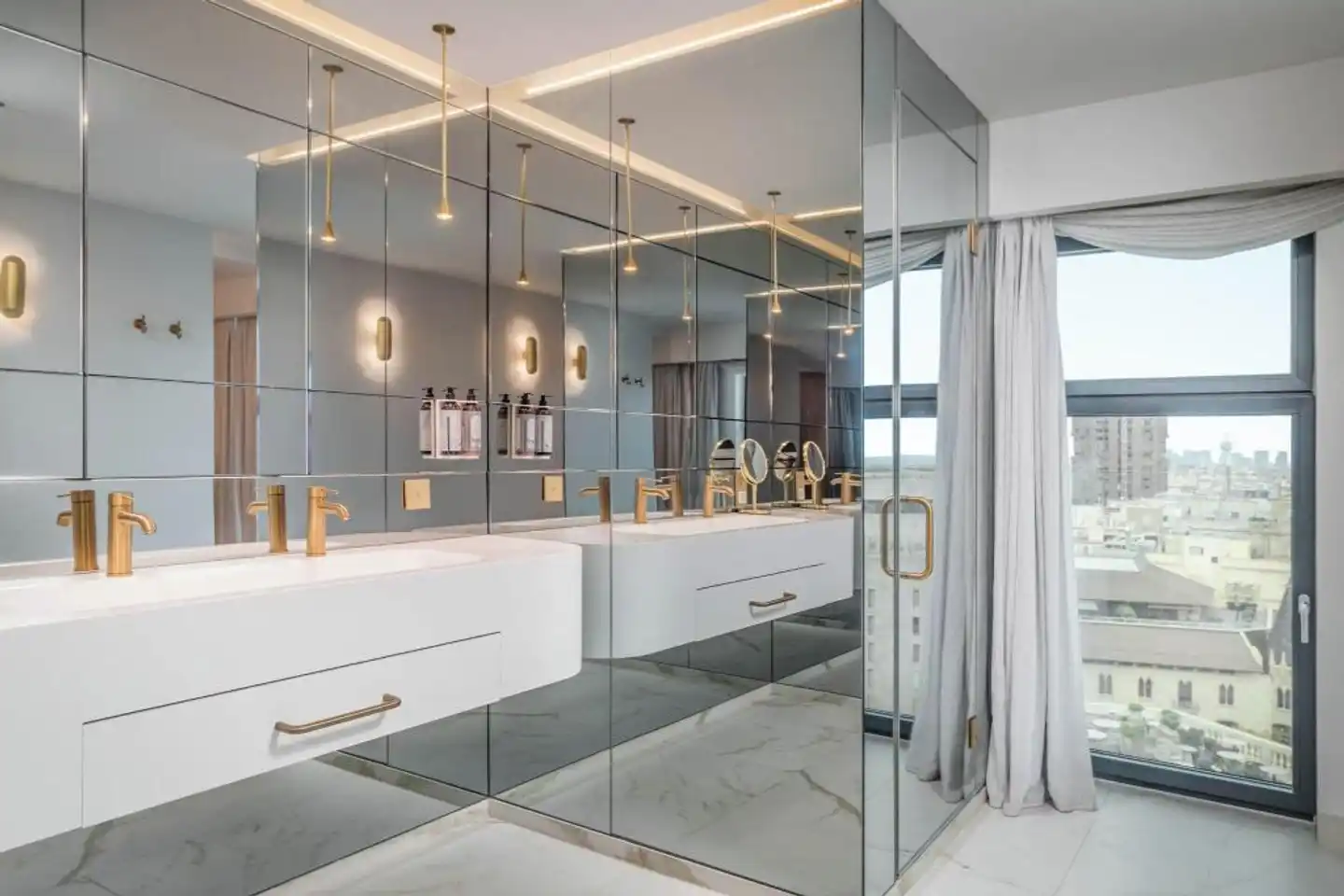 45 Times Barcelona Hotel Badezimmer