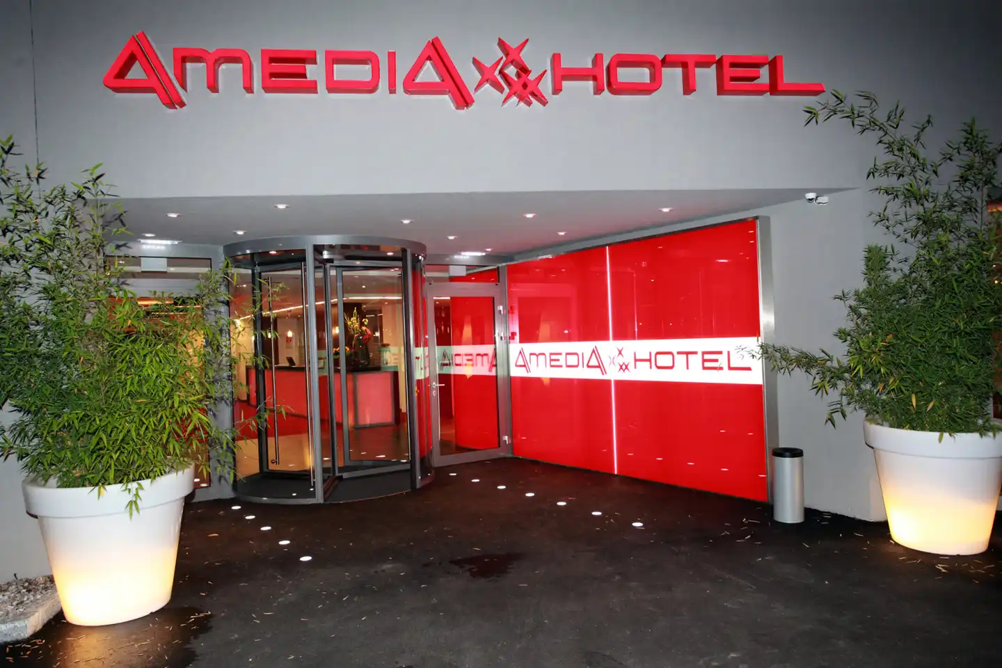 Best Western Plus Amedia Art Hotel Lobby