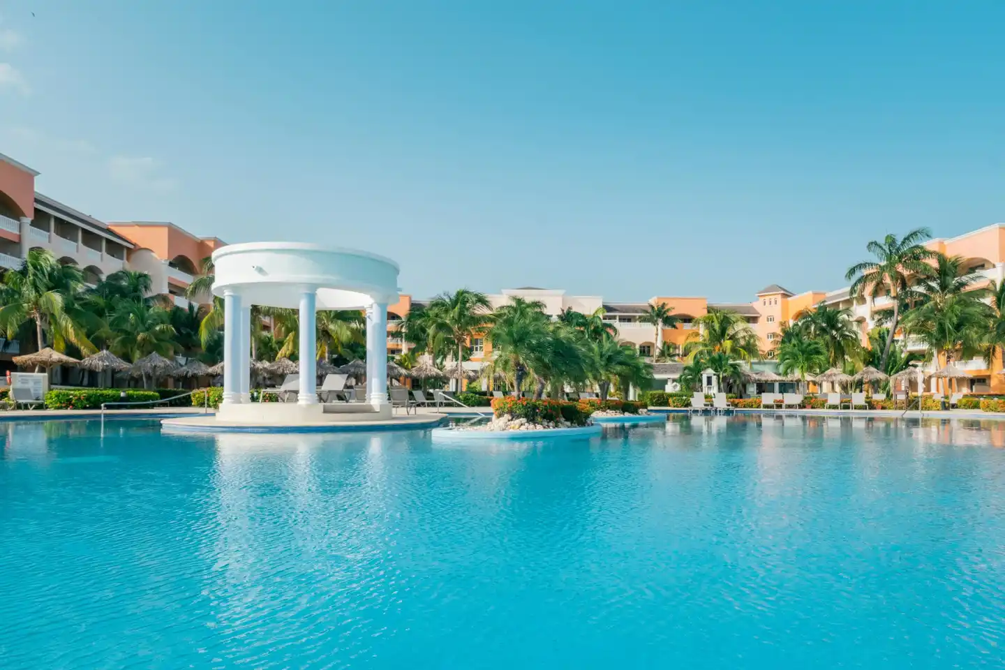 Iberostar Selection Rose Hall Suites Pool