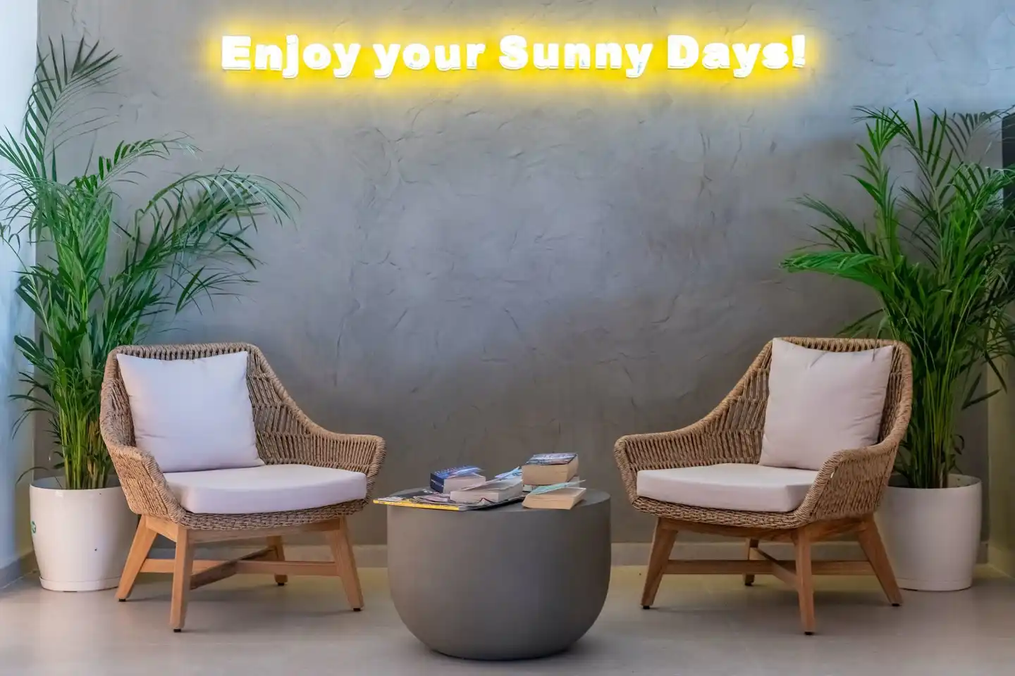 Sunny Days Bar