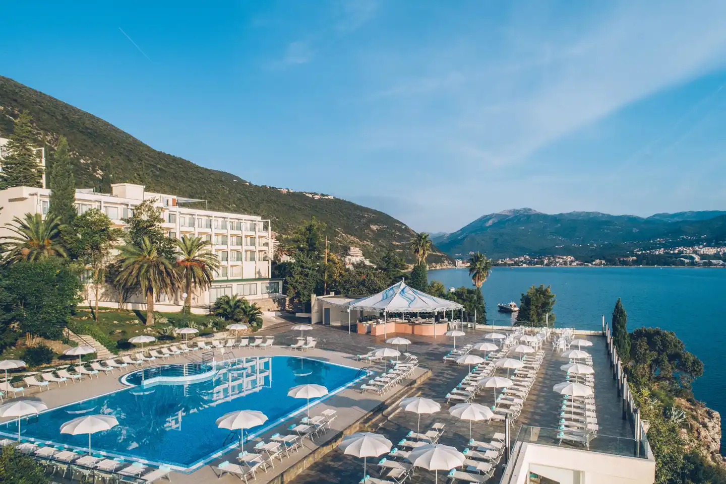 Iberostar Waves Herceg Novi Pool