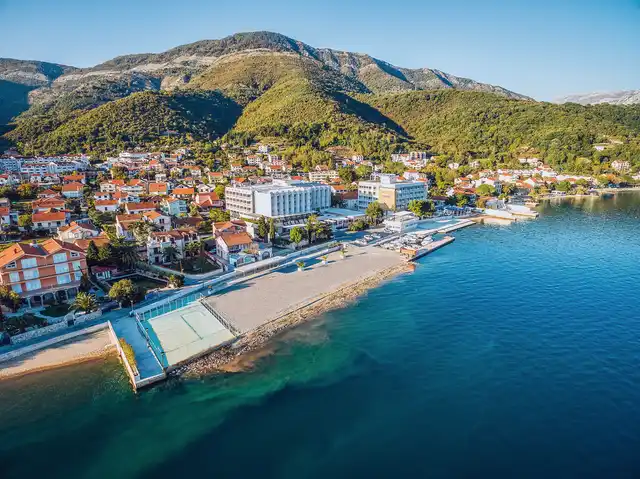 Carine Hotel Delfin Strand