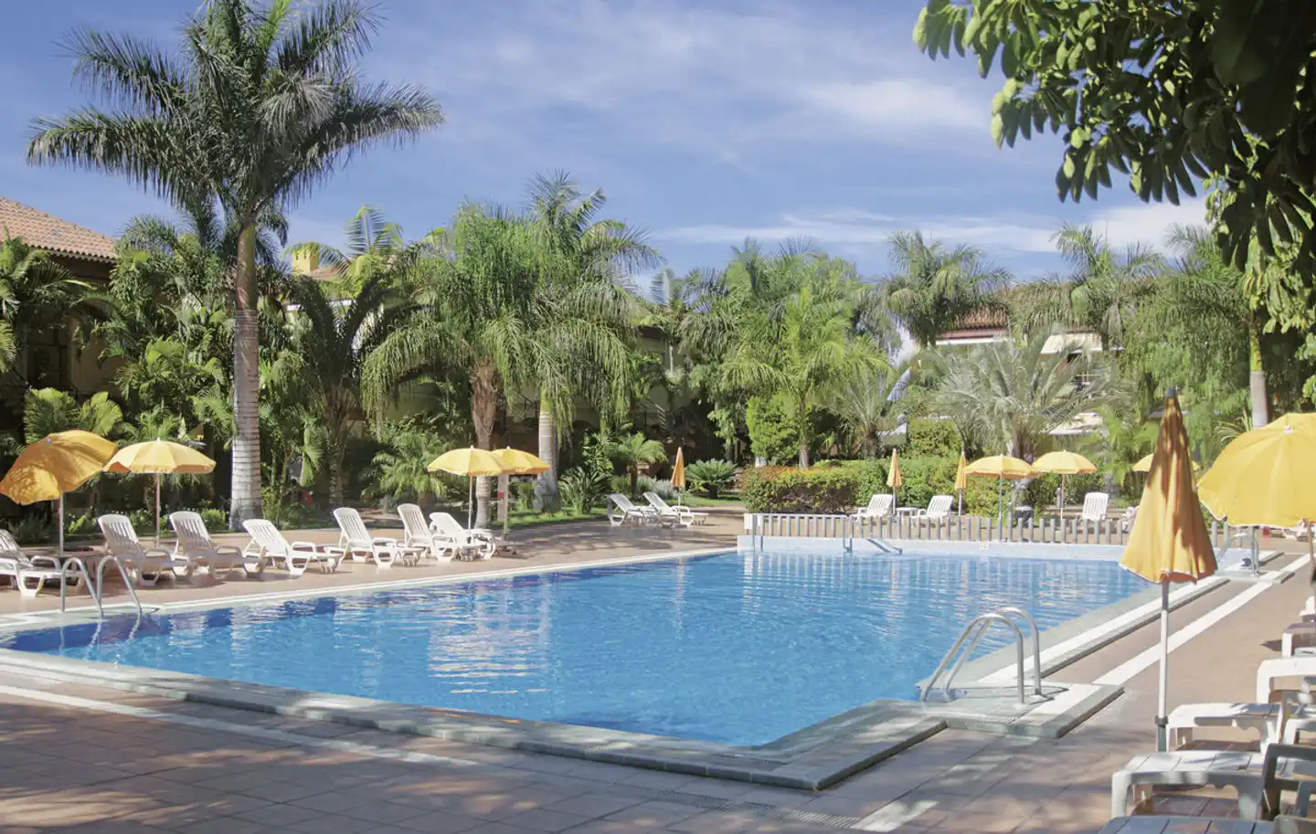 Residencial El Llano Pool