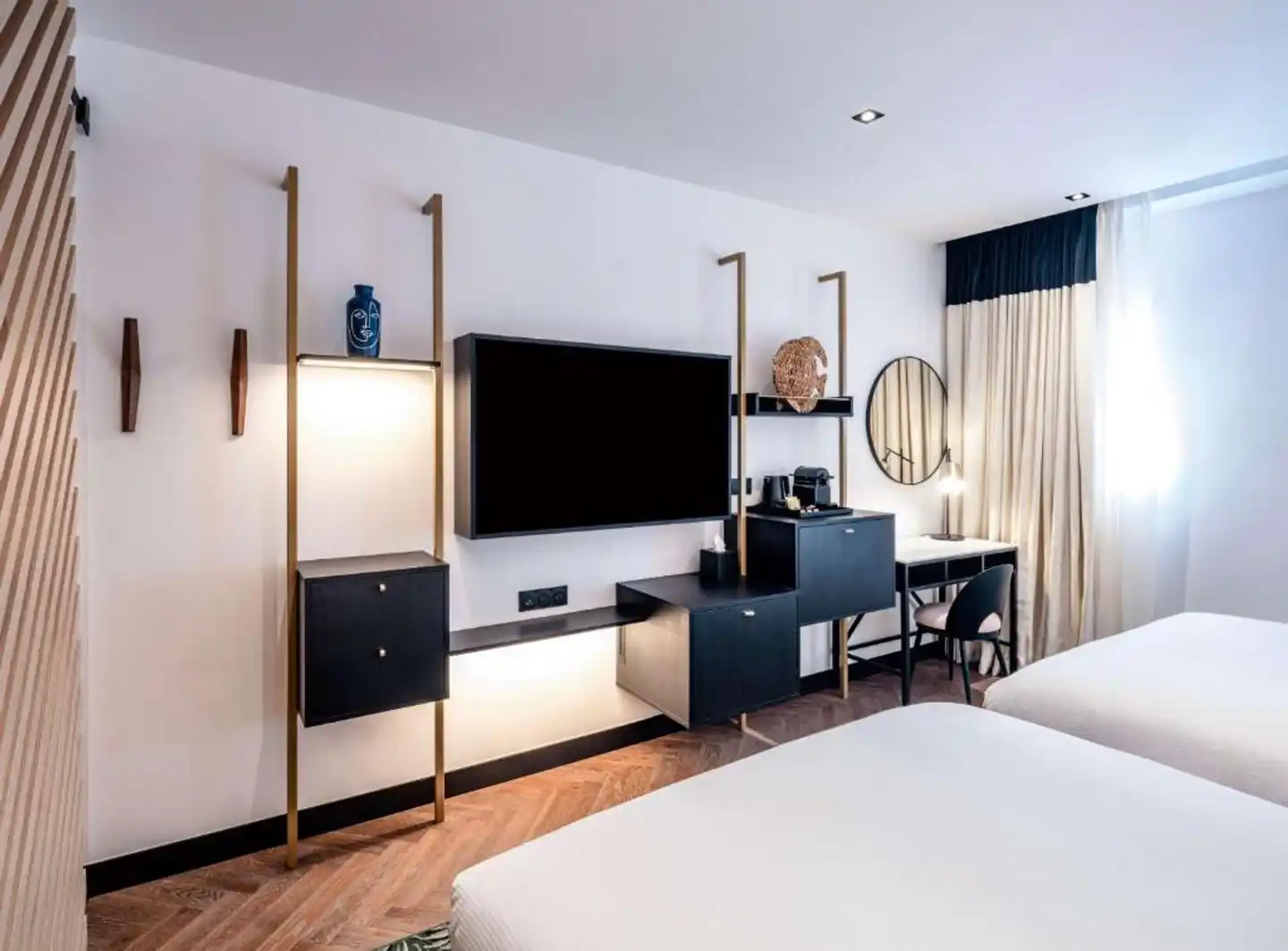 DoubleTree by Hilton Nice Centre Iconic, France Wohnbeispiel