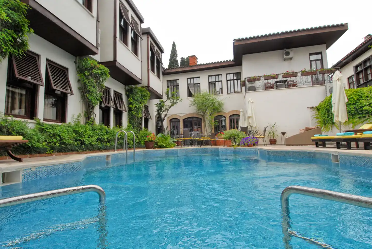 Aspen Pool