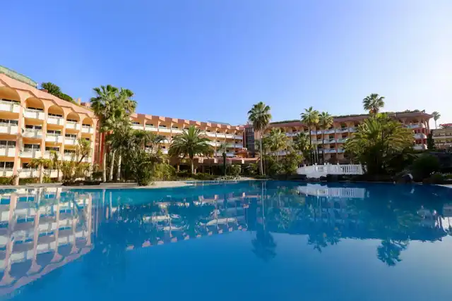 Puerto Palace Pool