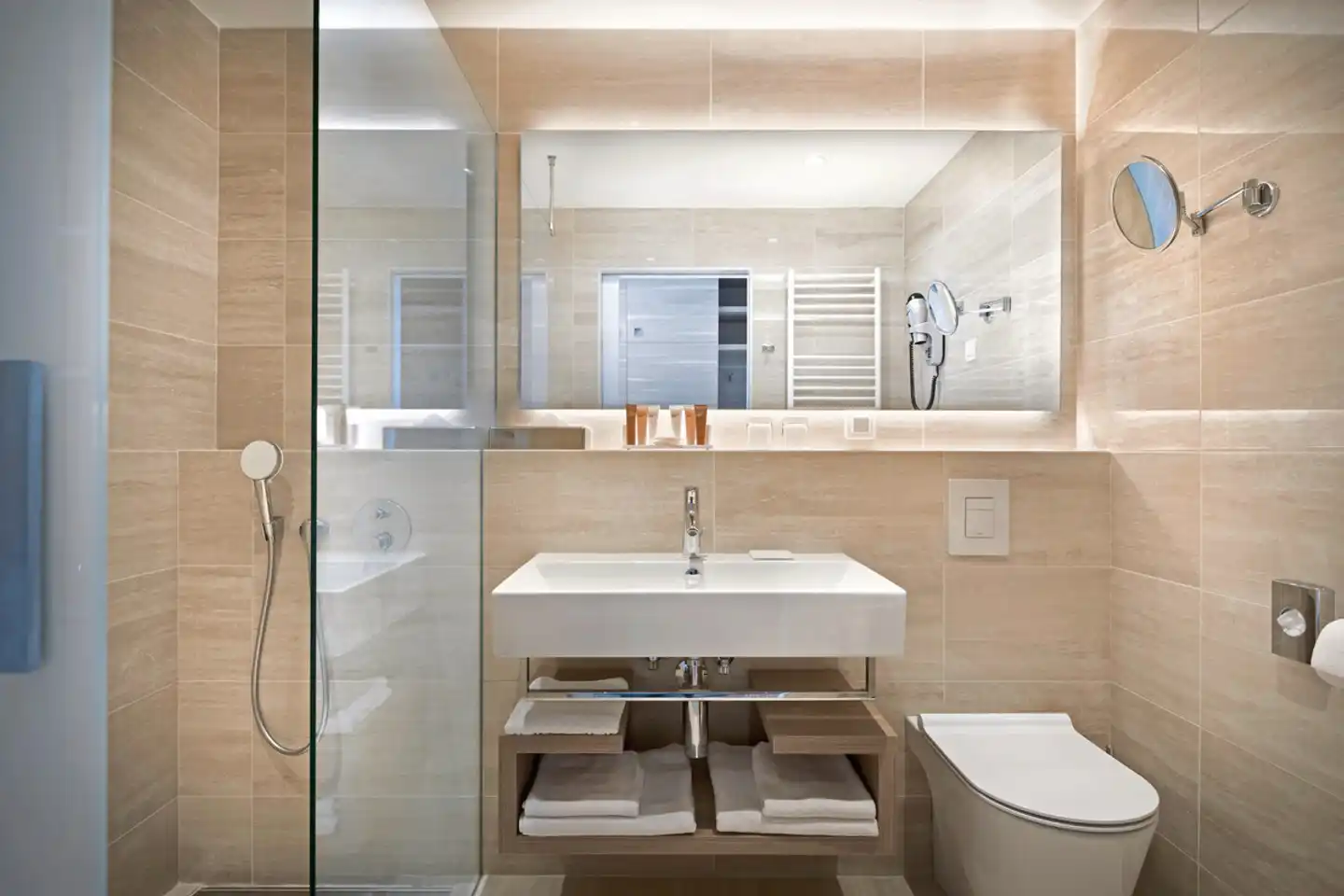 Eden BATHROOM