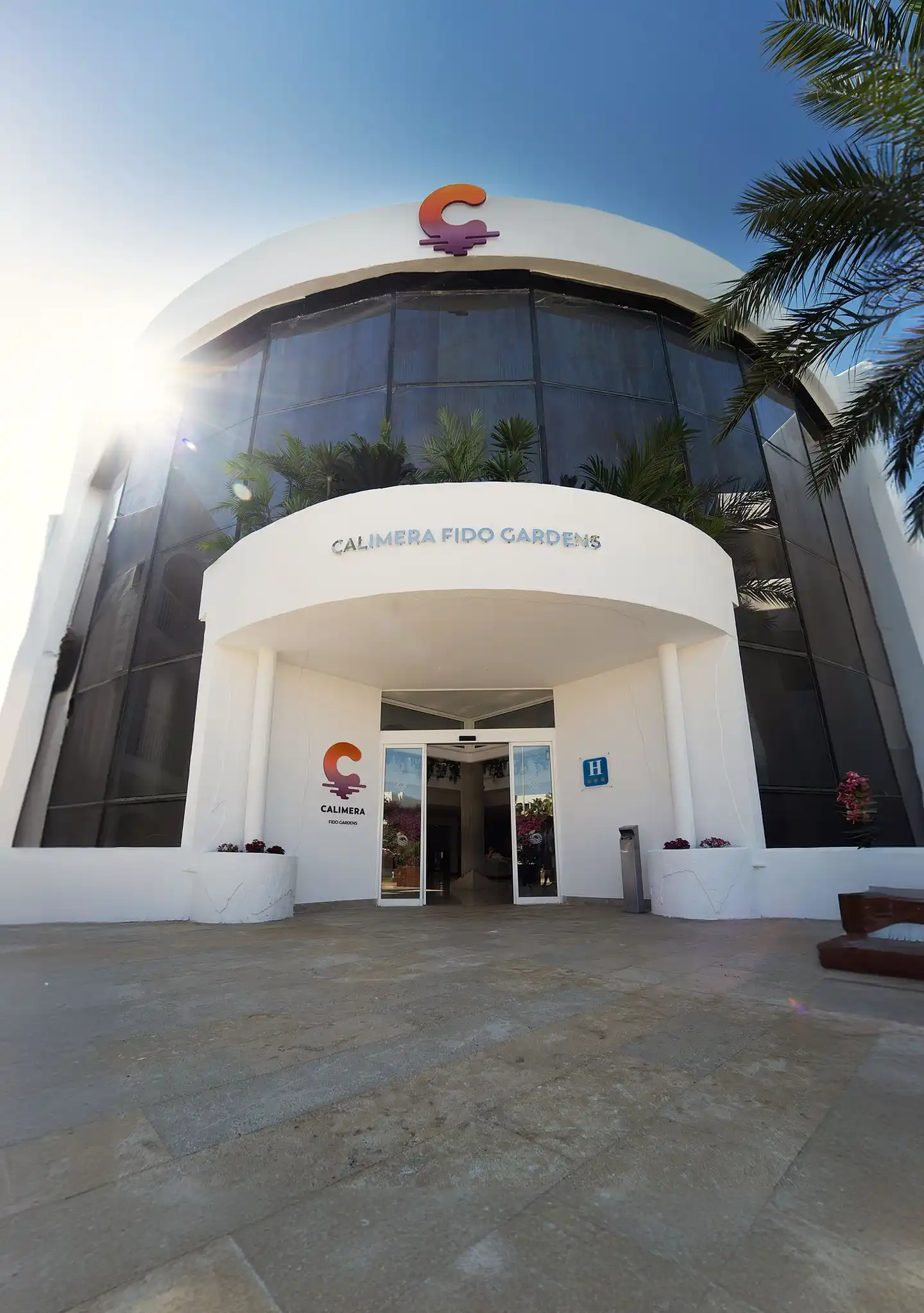 Calimera Fido Gardens OUTDOOR