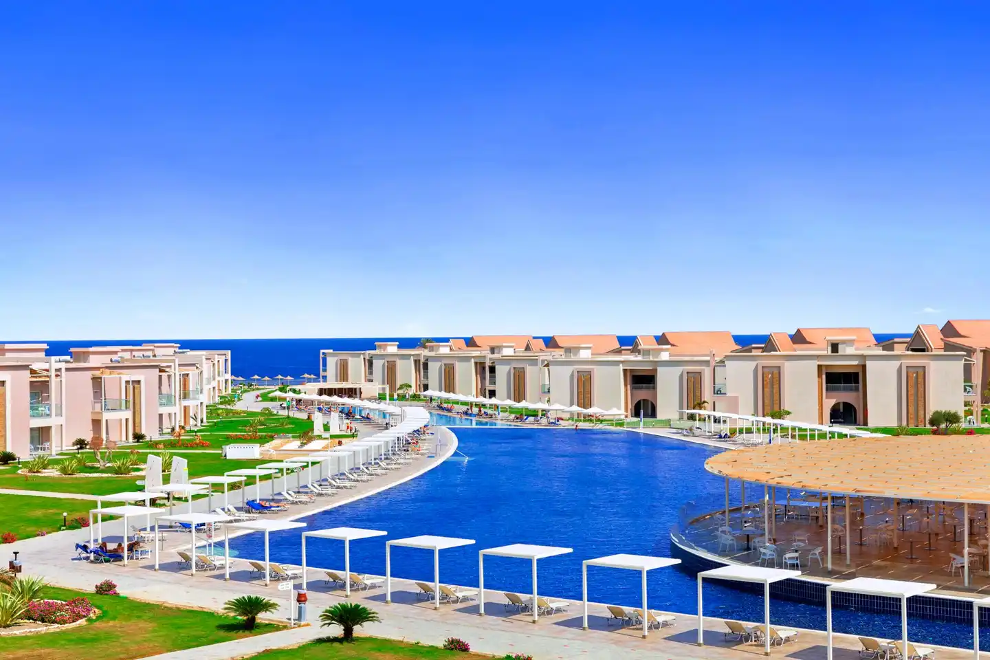 Pickalbatros Sea World Resort - Marsa Alam Pool
