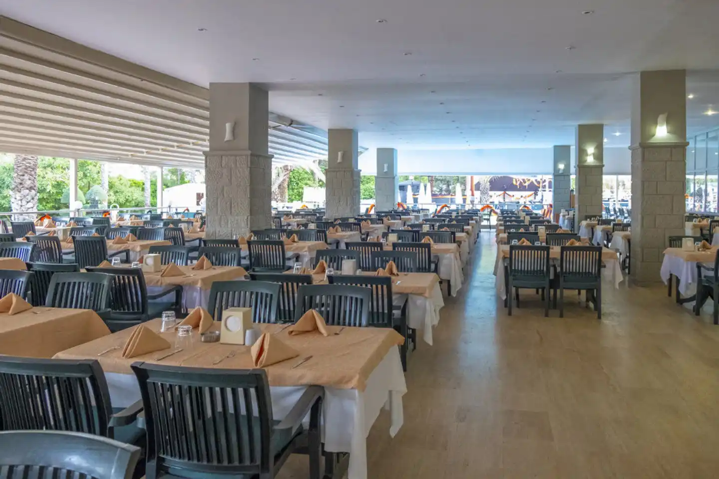 Queen's Park Göynük Restaurant