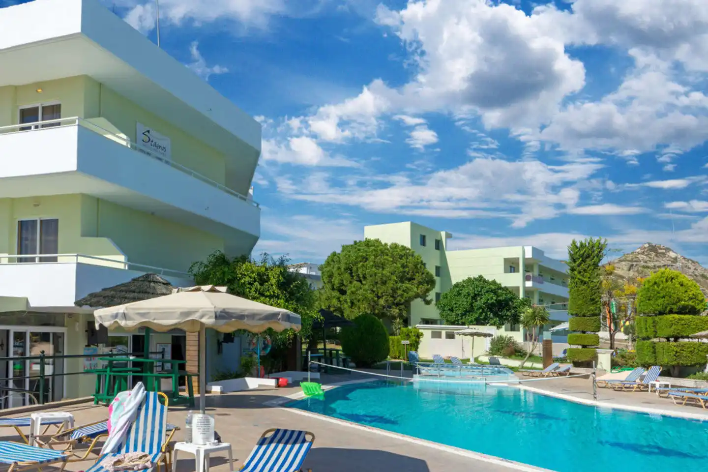 Stamos Pool