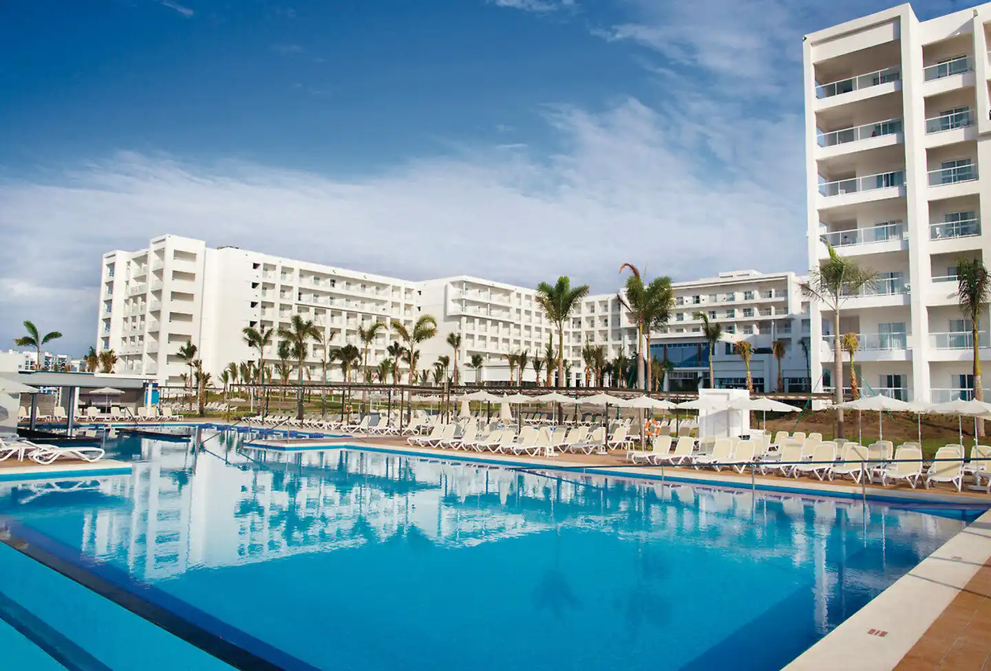 Riu Playa Blanca Pool