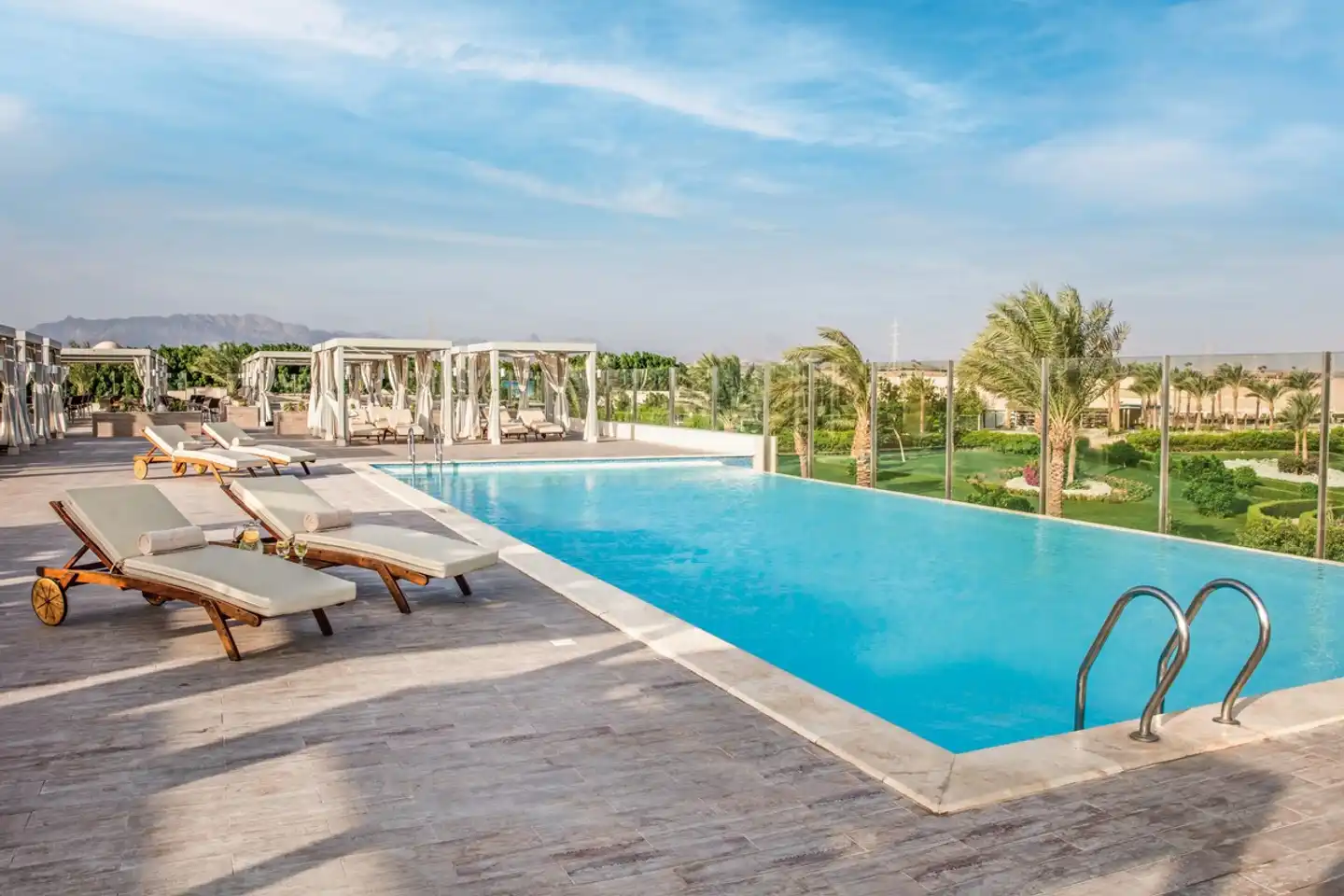 JAZ Aquaviva Pool