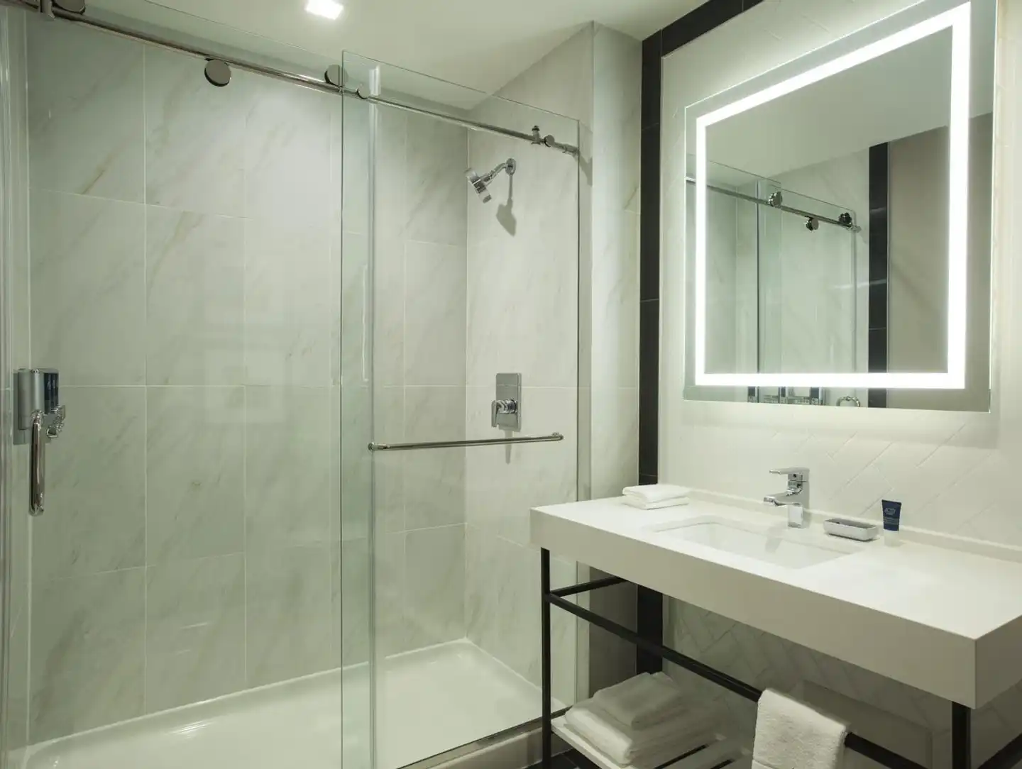 Four Points by Sheraton Manhattan Midtown West Badezimmer
