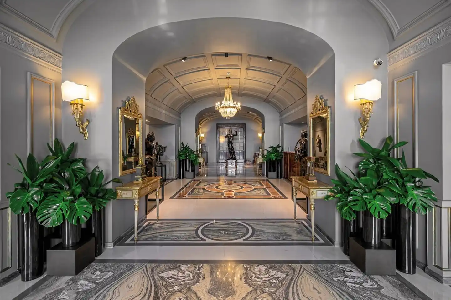 Grand Hotel Parker's Lobby