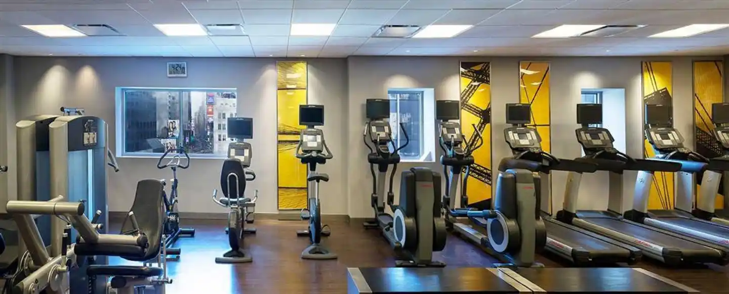 M Social Hotel Times Square New York Sport und Entertainment