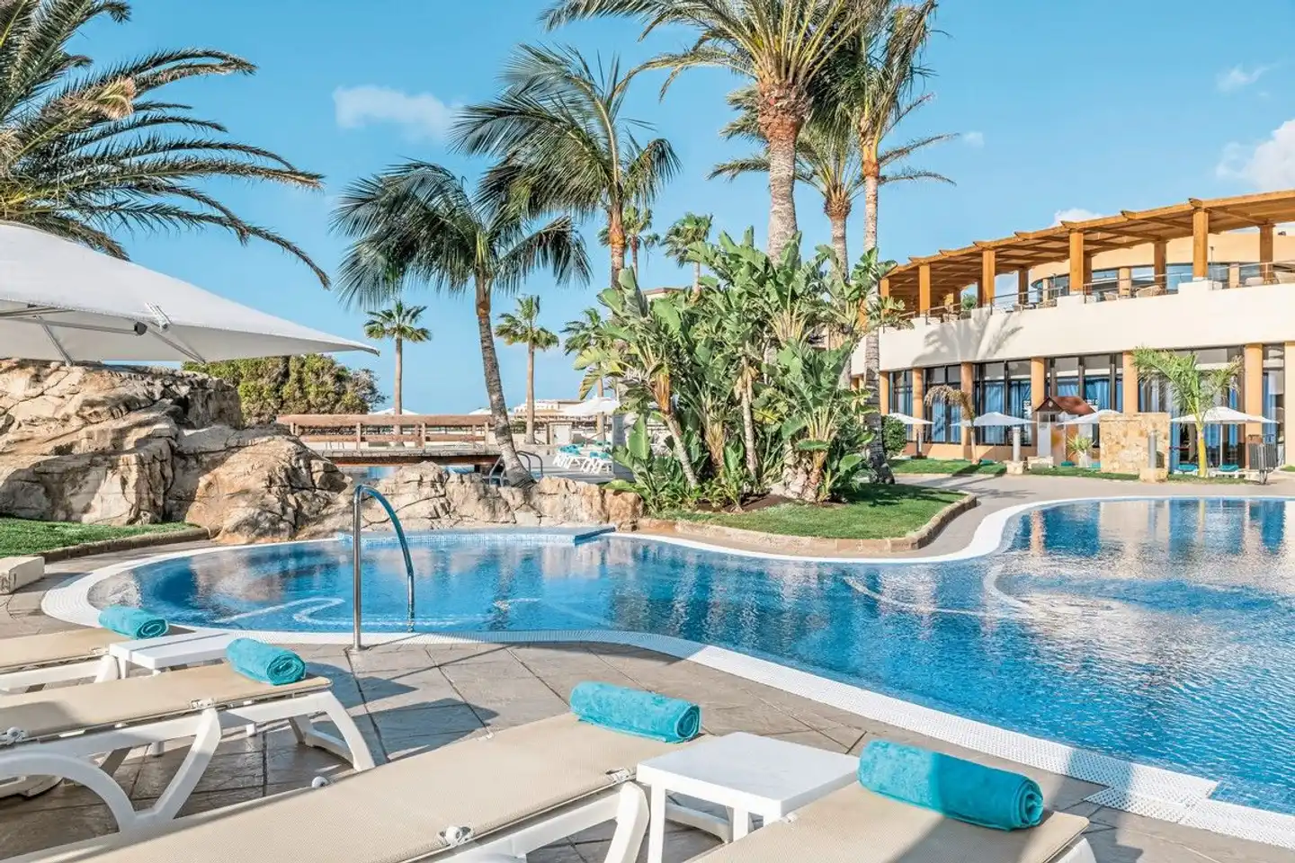 Iberostar Waves Playa Gaviotas Pool