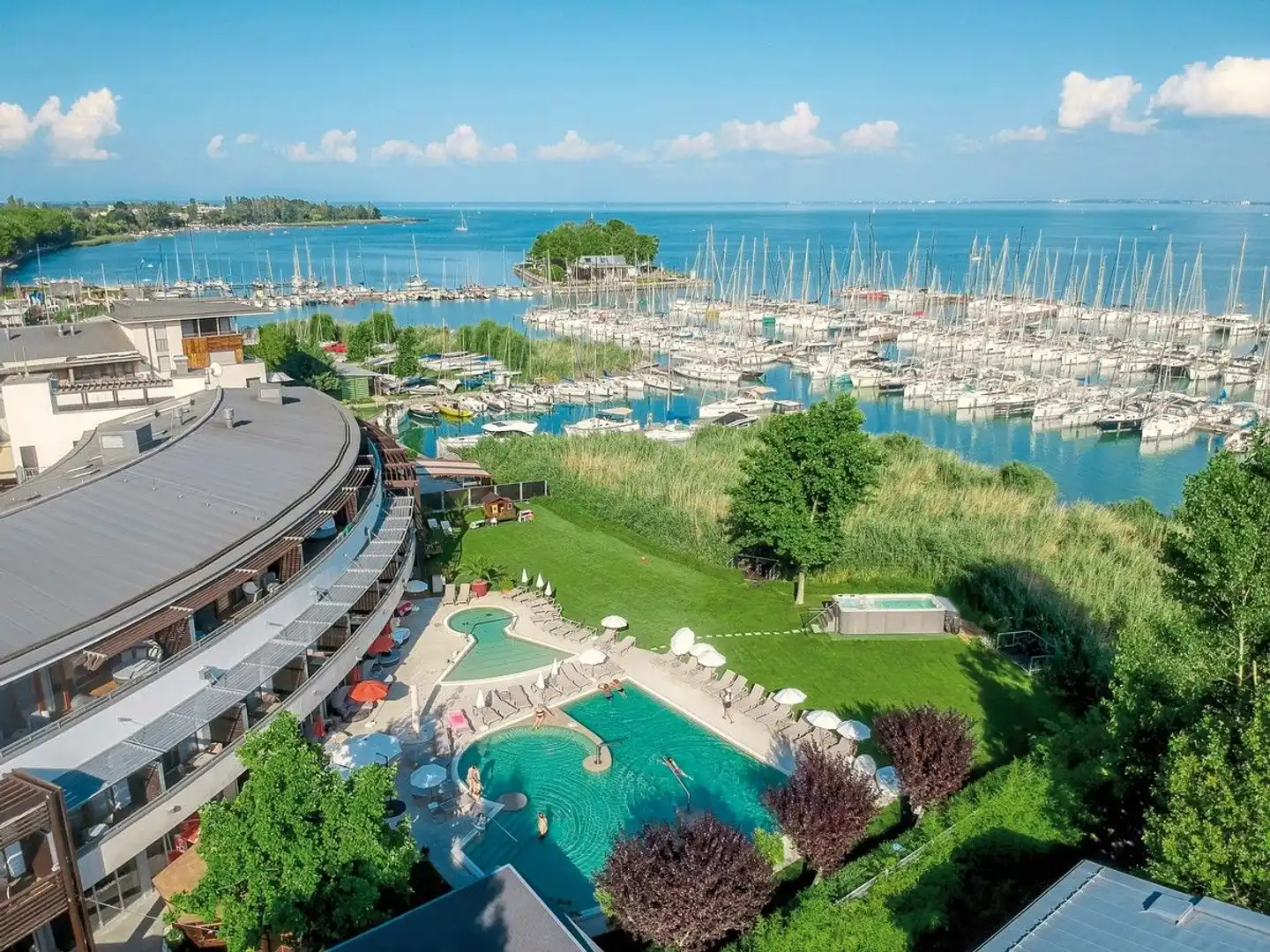 Hotel Golden Lake Resort Balatonfüred Pool
