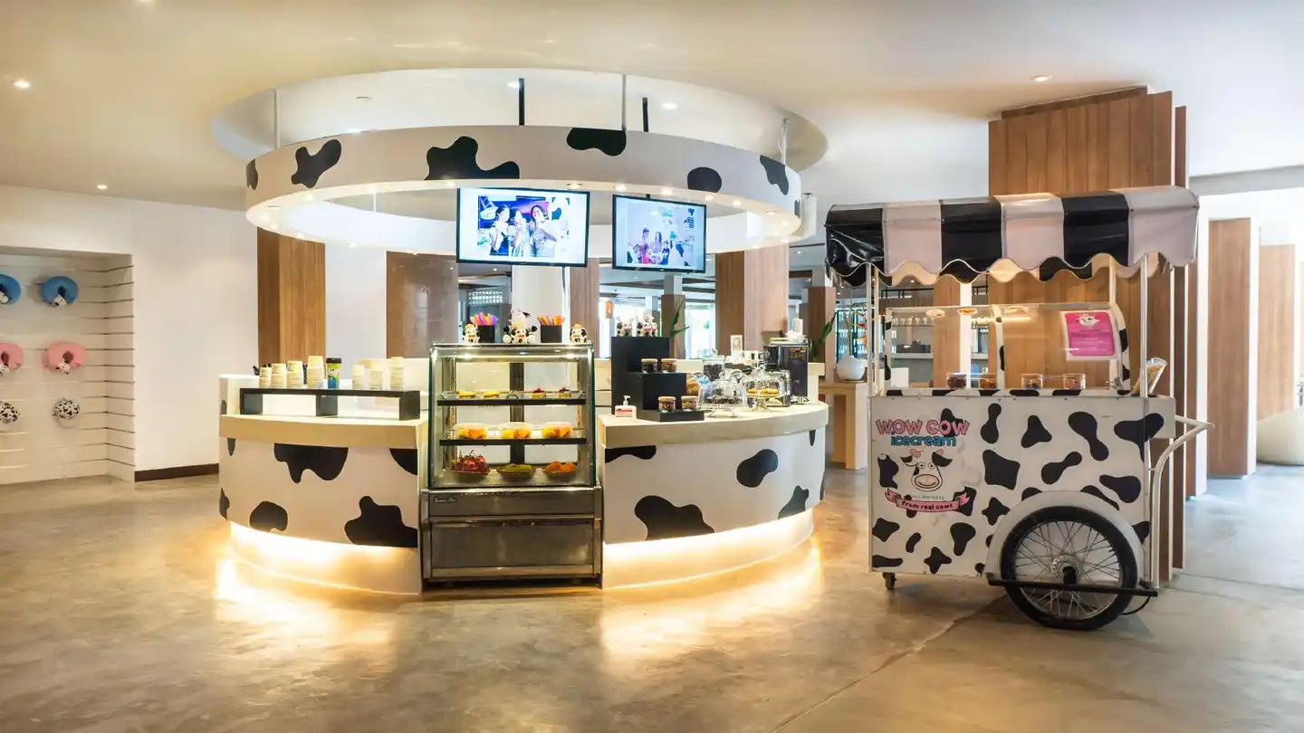 Radisson Resort and Suites Phuket Lobby