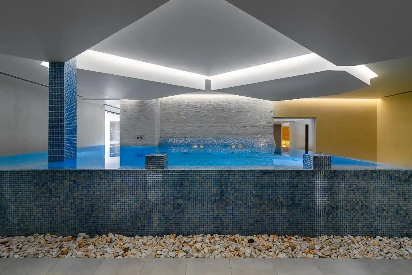 Jupiter Albufeira Hotel Hallenbad