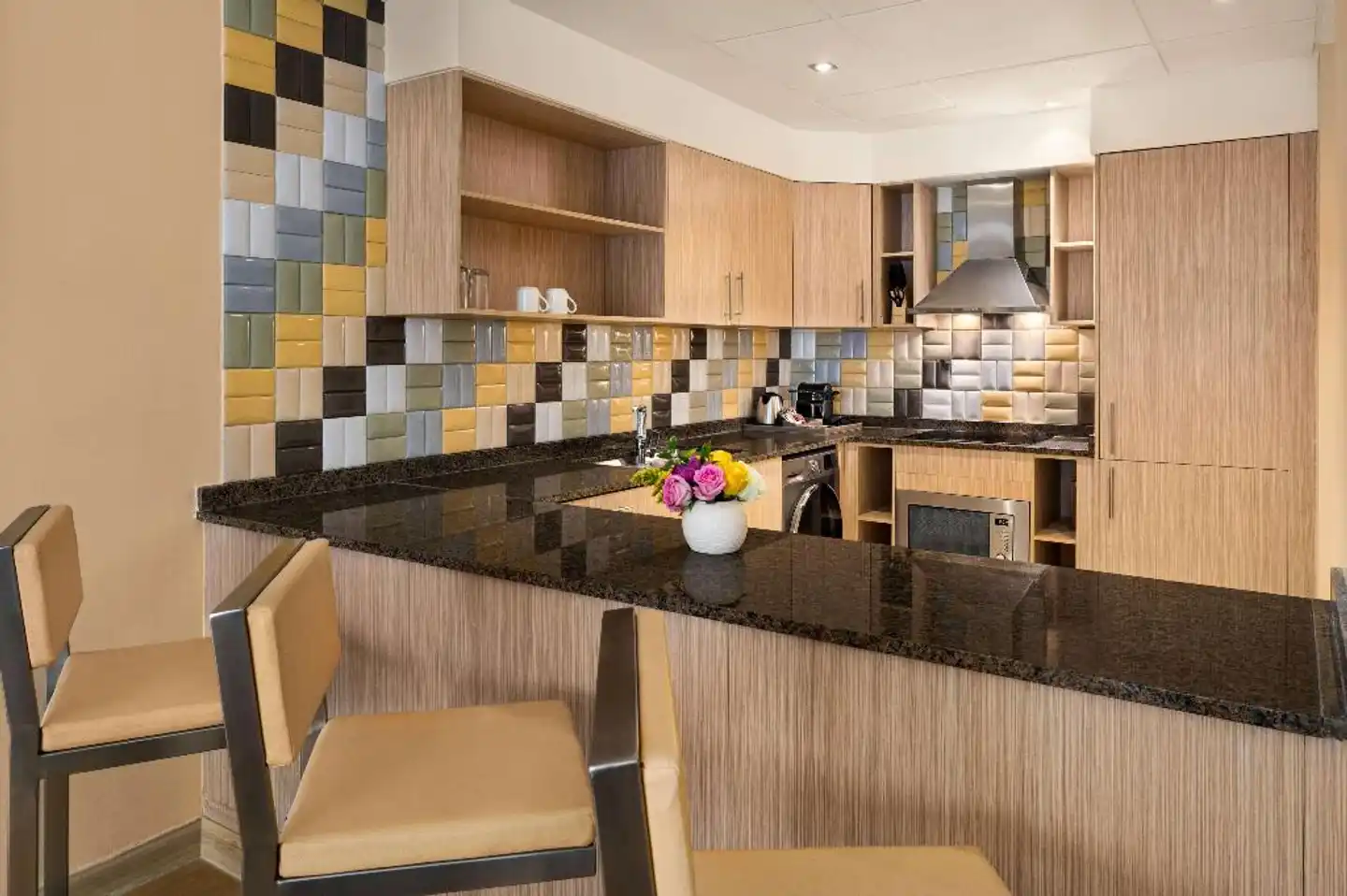 Wyndham Doha West Bay Bar