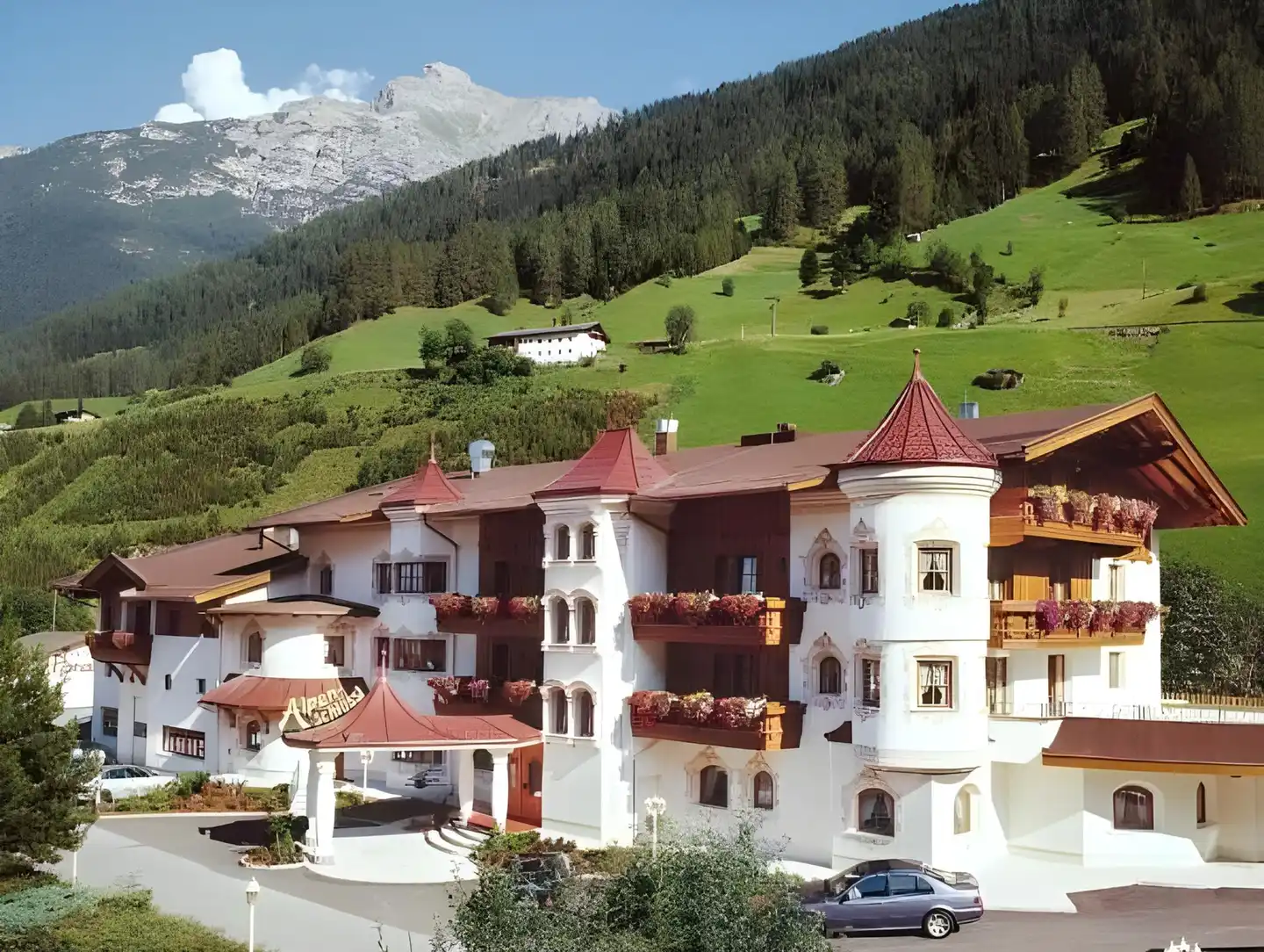 Appartements Alpenschlössl Aussenansicht