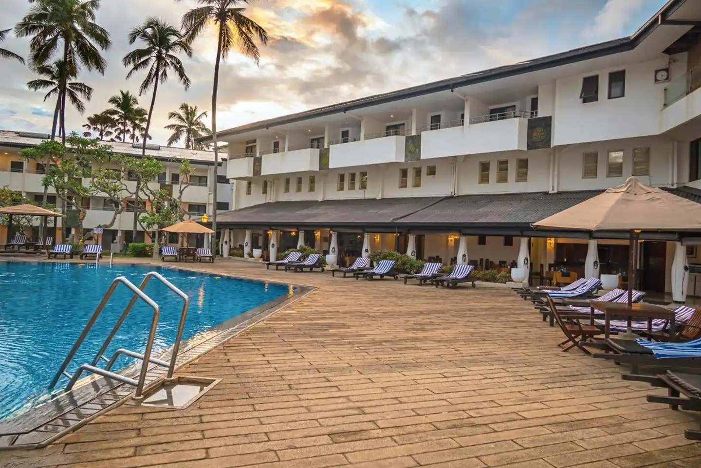 Tangerine Beach Hotel Pool