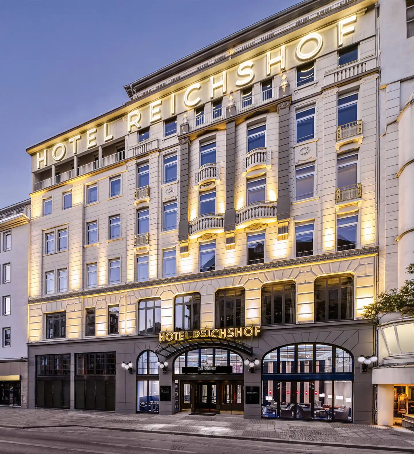 Reichshof Hamburg Aussenansicht